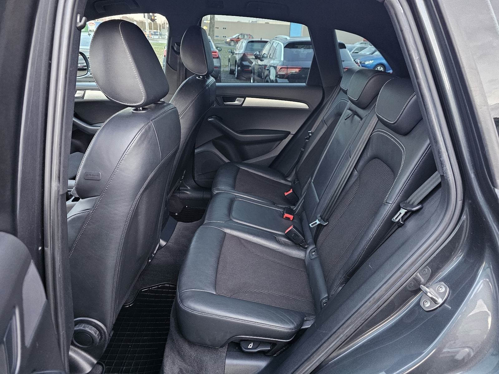 Audi Q5 2,0 TDI S-tronic ***TRI PUTA S-LINE***HR-VOZILO***TOP-STANJE**, fotografija 10