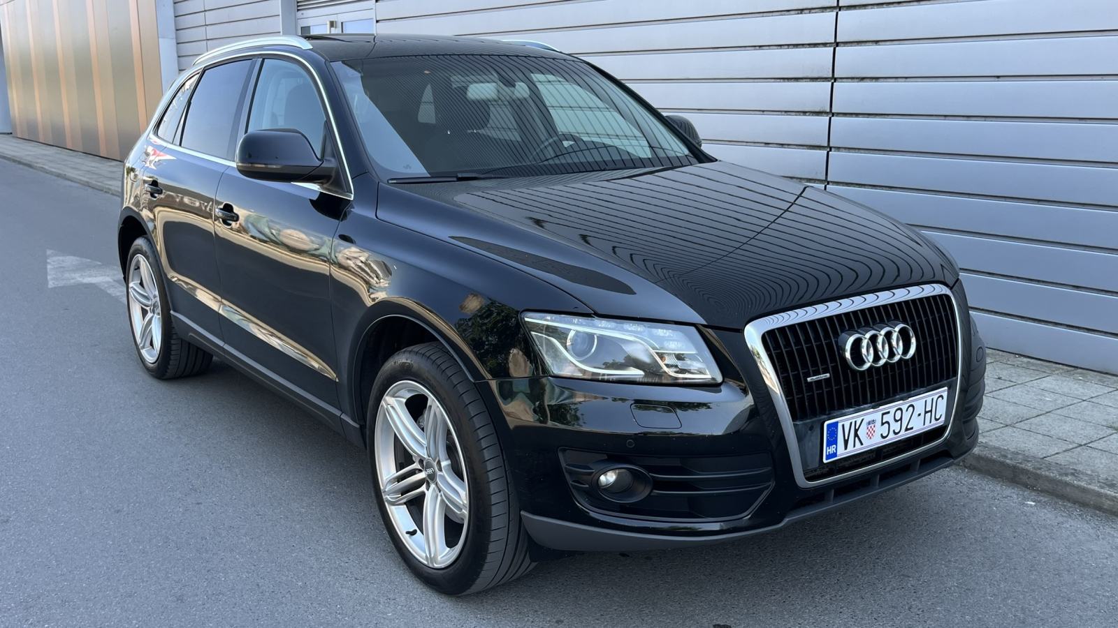 Audi Q5 3,0 TDI S-Tronic PANORAMA, KOŽA, ALU 20'', XENON, fotografija 2