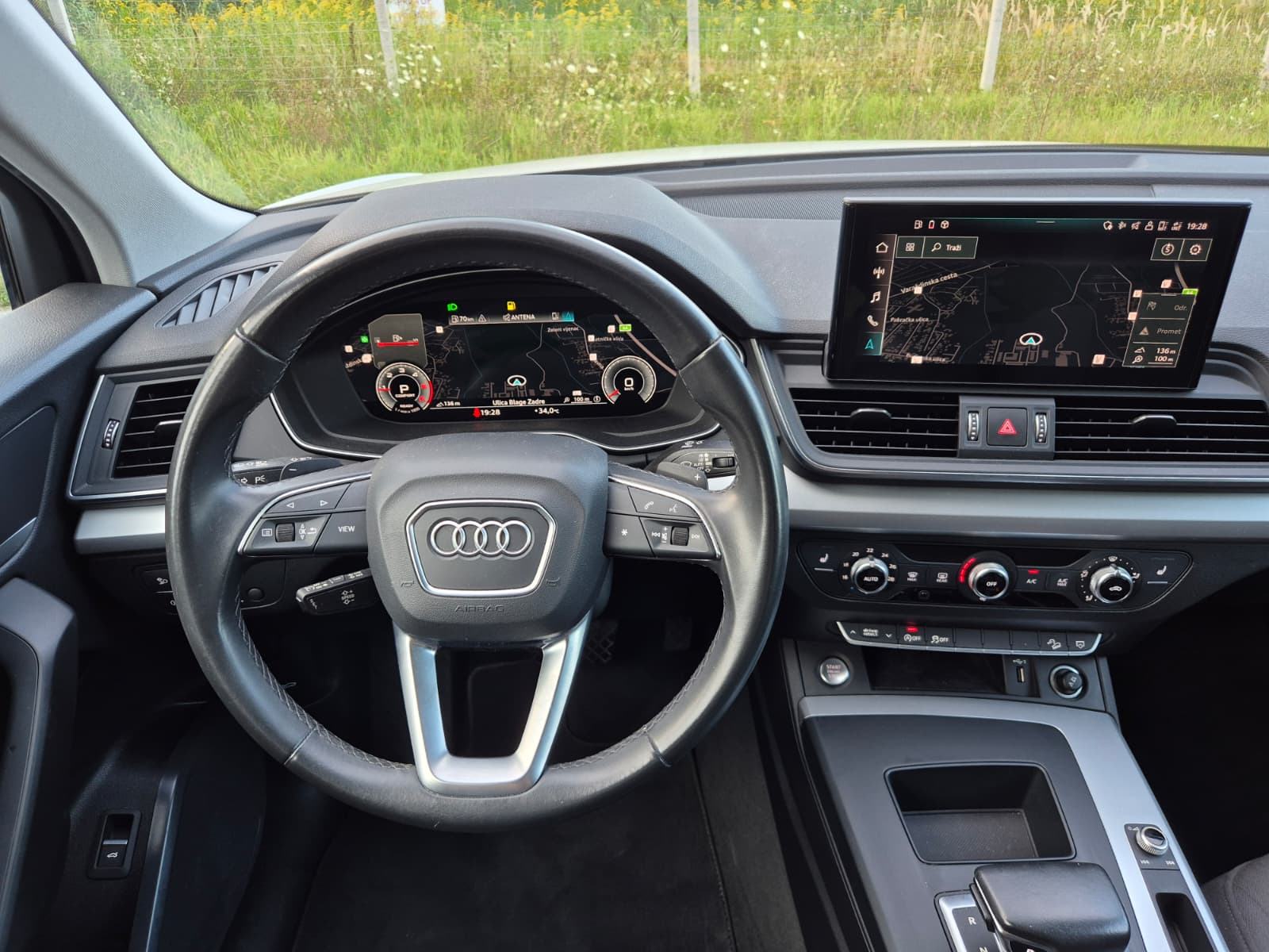 Audi Q5 35 TDI, AUTOMATIK, 2022., REDIZAJN, TOP STANJE, SERVISNA, REG., fotografija 12