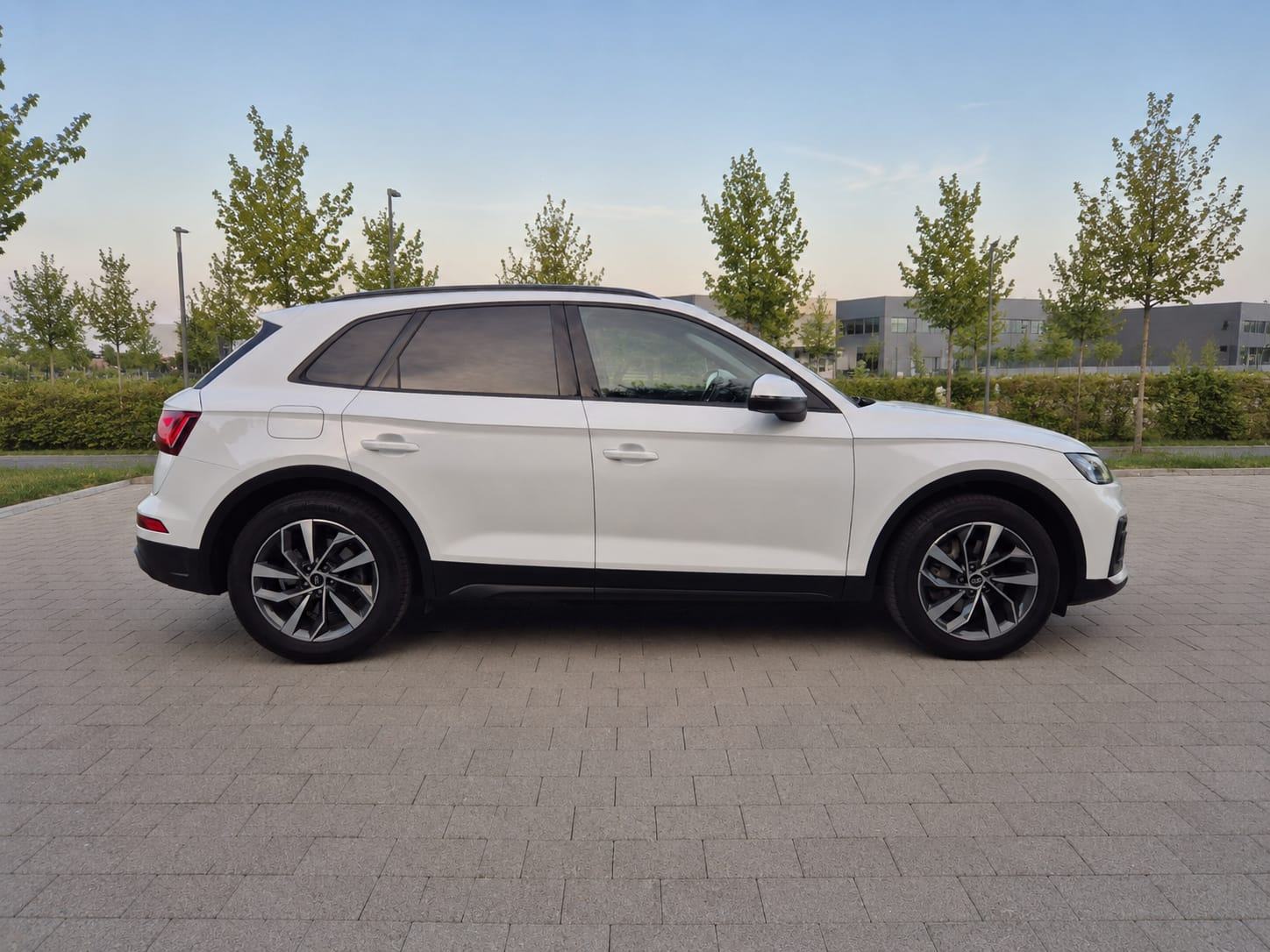 Audi Q5 35 TDI, AUTOMATIK, 2022., REDIZAJN, TOP STANJE, SERVISNA, REG., fotografija 6