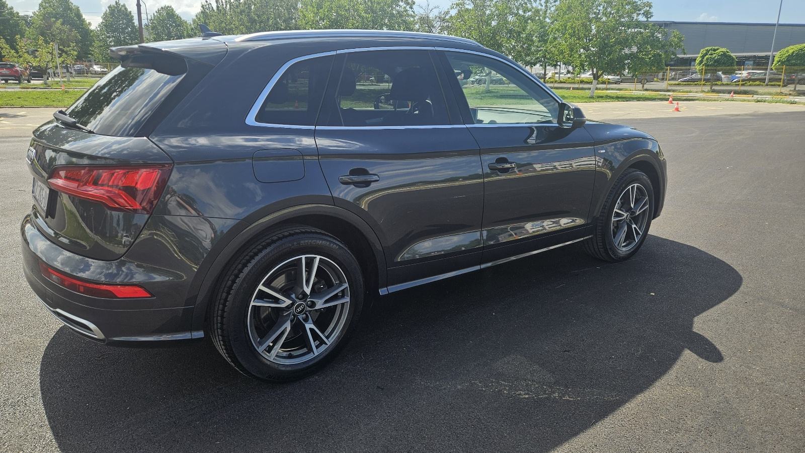 Audi Q5 35 TDI automatik Alu 19 s line, fotografija 3