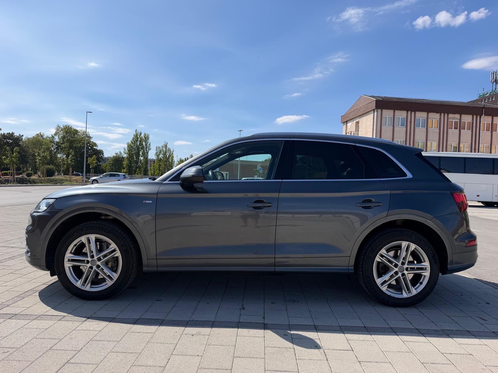 Audi Q5 4,0 TDI quattro S-line, fotografija 3