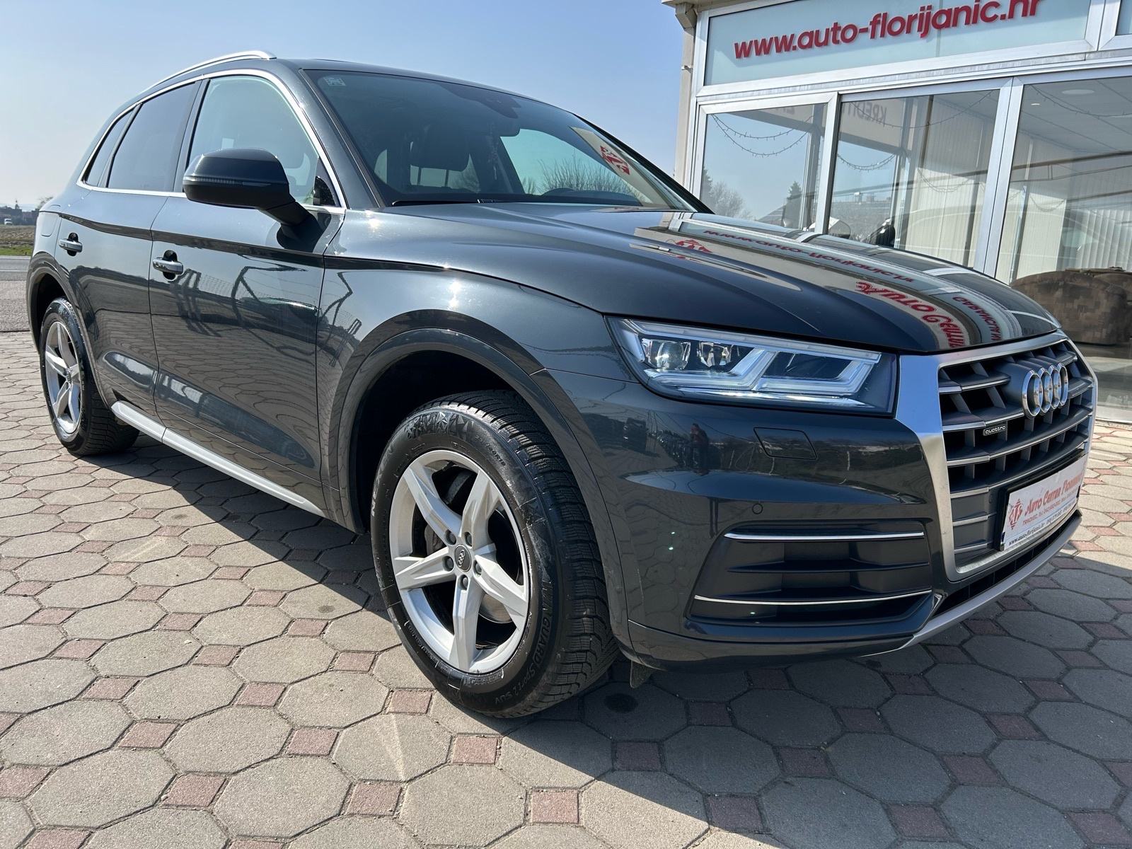 Audi Q5 40 TDI 2019.,S-tronik, 190 Ks, reg:25.10.2026.,PANORAMA,KAMERA, fotografija 3