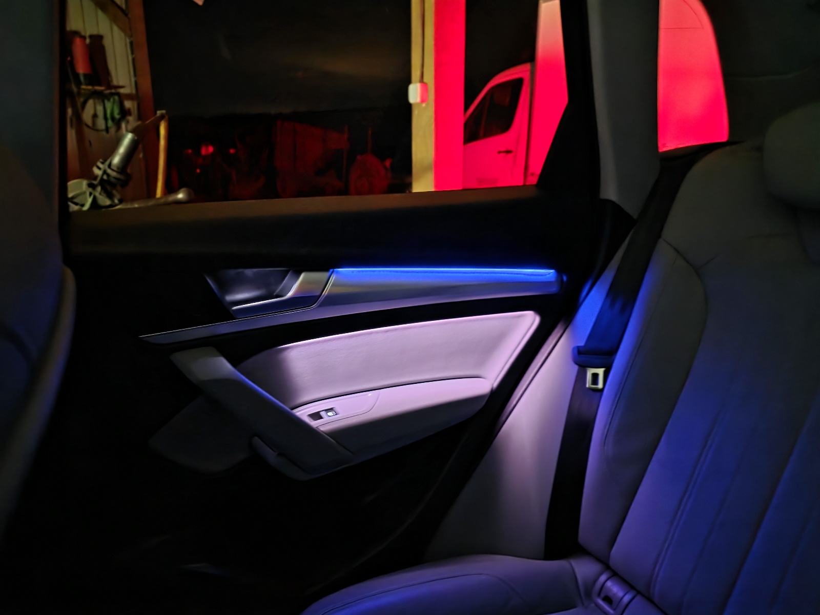 Audi Q5 40 TDI 2023g automatik QUATRO TOP STANJE, fotografija 18