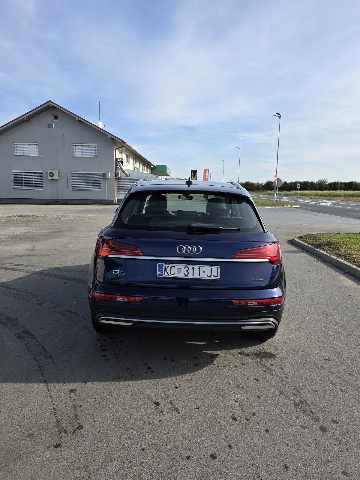 Audi Q5 40 TDI 2023g automatik QUATRO TOP STANJE, fotografija 4
