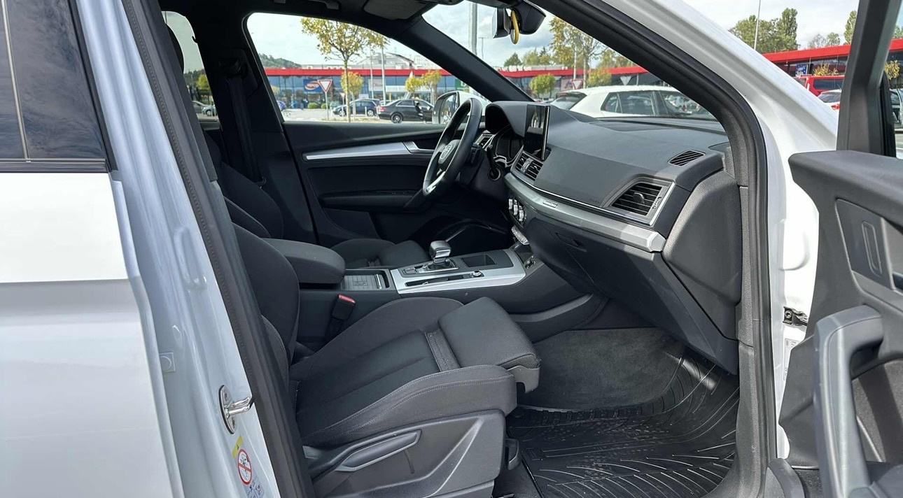 Audi Q5 40 TDI S line, Virtualni kopit,Quattro,Panorama,Matrix, fotografija 7