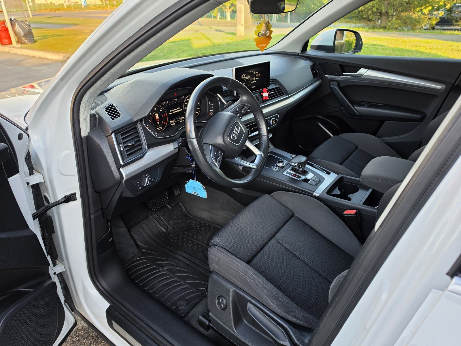 Audi Q5 40 TDI automatik, fotografija 14