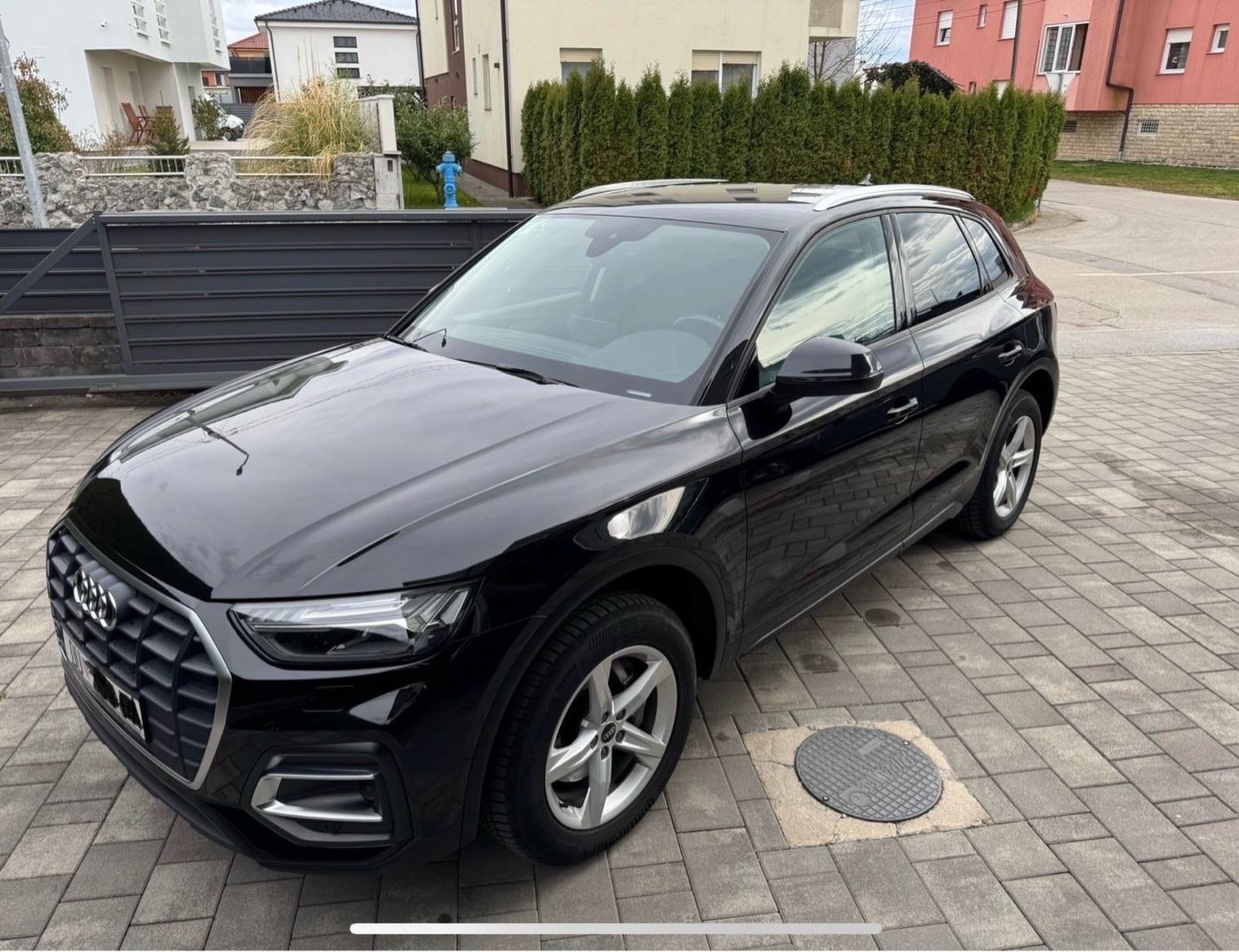 Audi Q5 40 Advance TDI automatik, fotografija 7