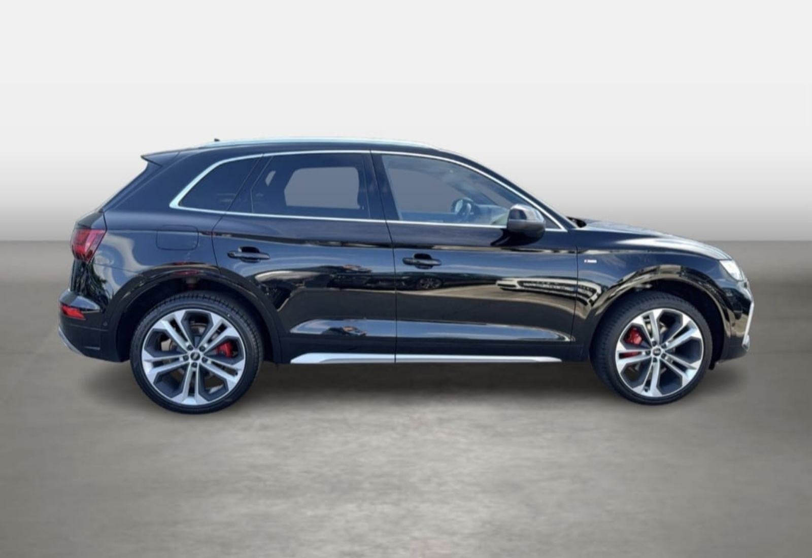 Audi Q5 40 TDI quattro S-line + jamstvo, fotografija 2