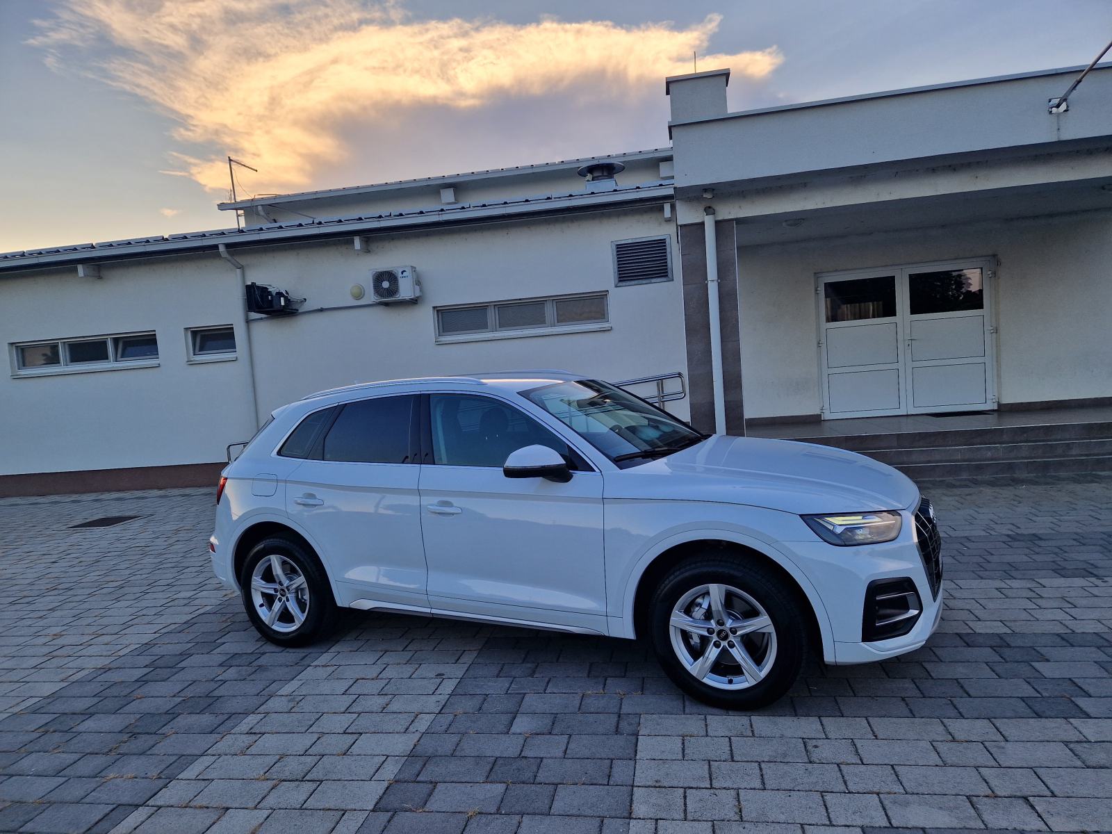Audi Q5 40 TDI QUATTRO,automatik,Virtual,LED,kamera,LEASING,Zamjena, fotografija 7