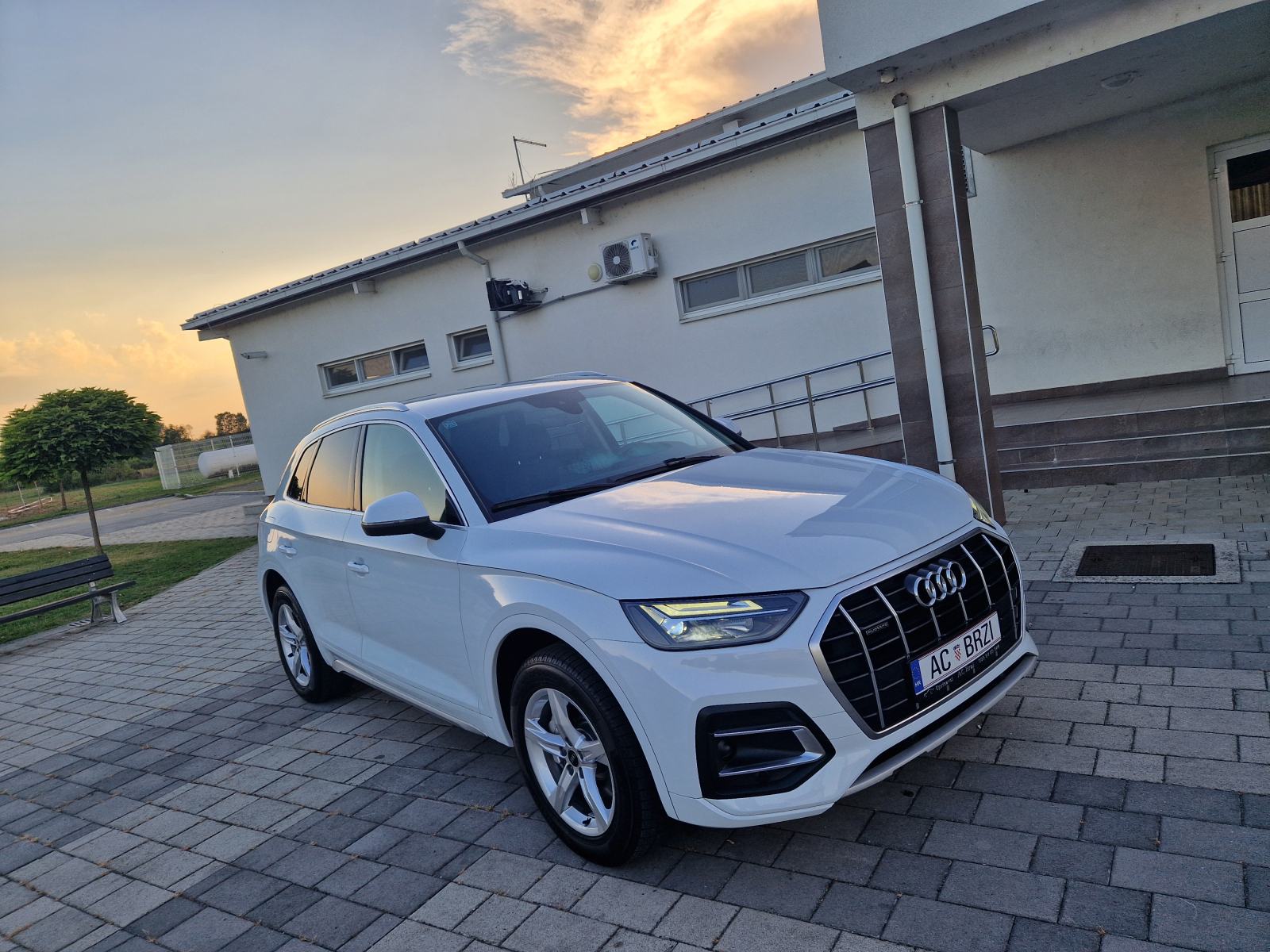 Audi Q5 40 TDI QUATTRO,automatik,Virtual,LED,kamera,LEASING,Zamjena, fotografija 9