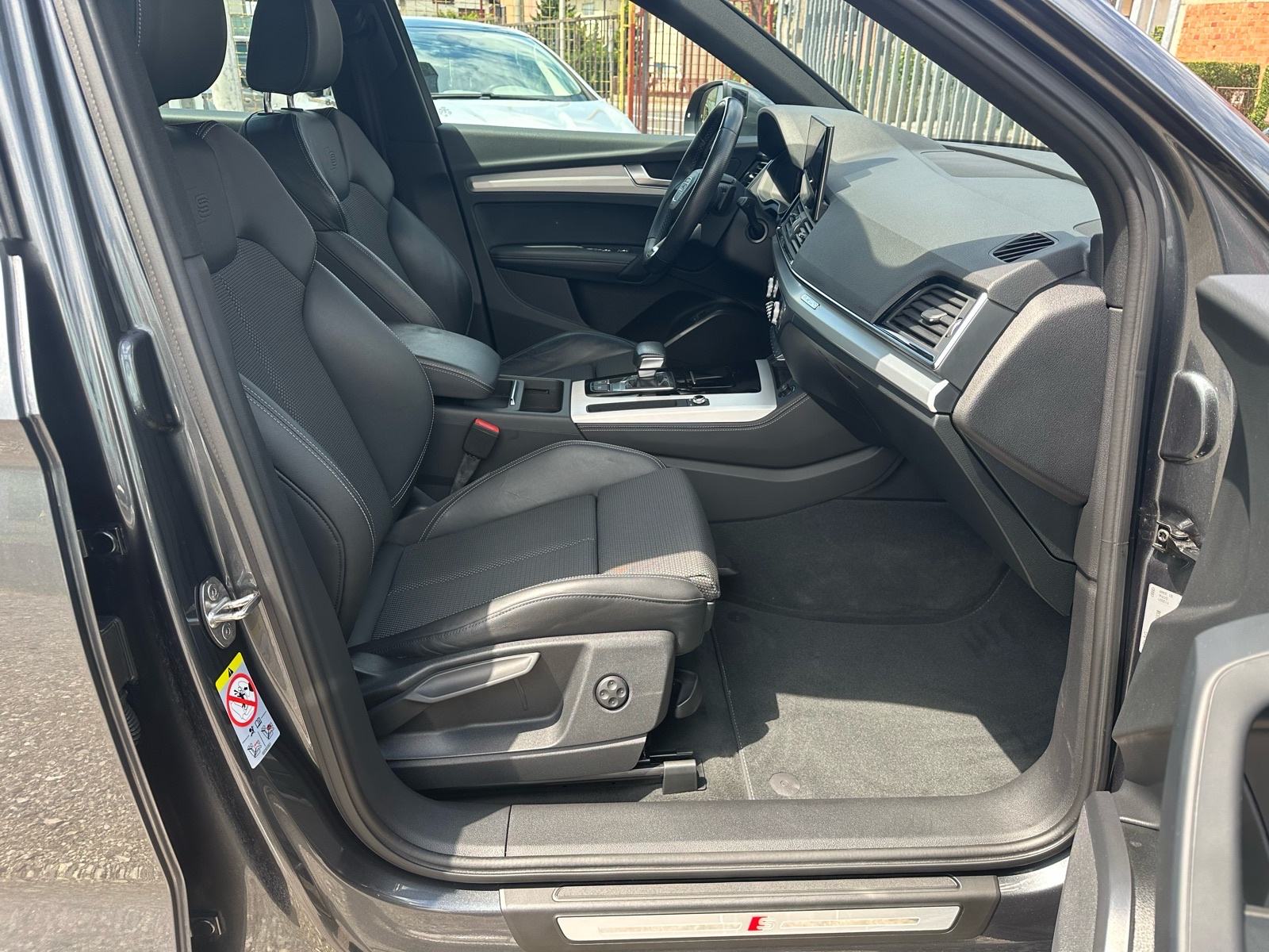 Audi Q5 40 TDI QUATTRO S-LINE MATRIX VIRTUAL COCKPIT PLUS, fotografija 15
