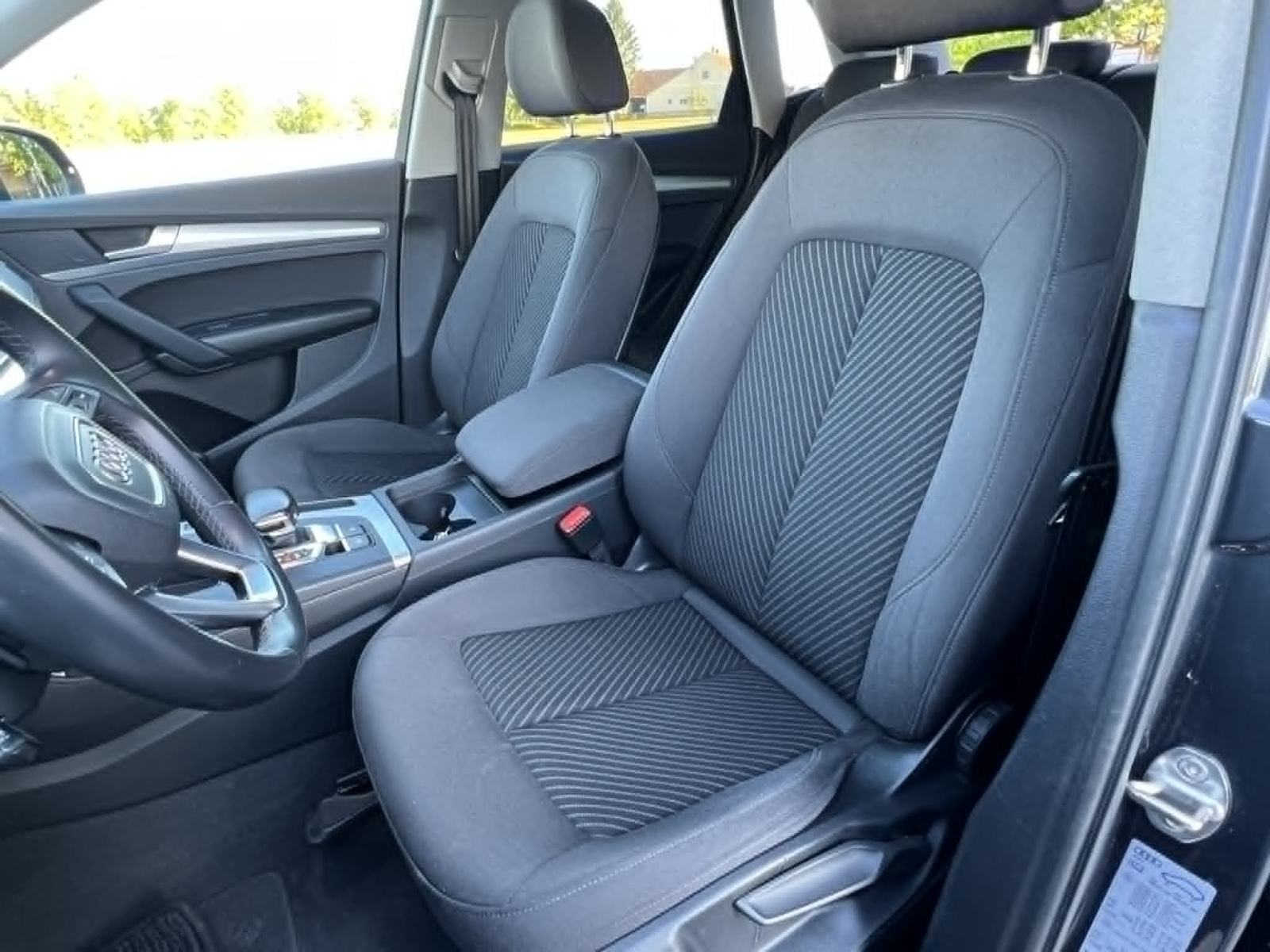 Audi Q5 40 TDI quattro, fotografija 10