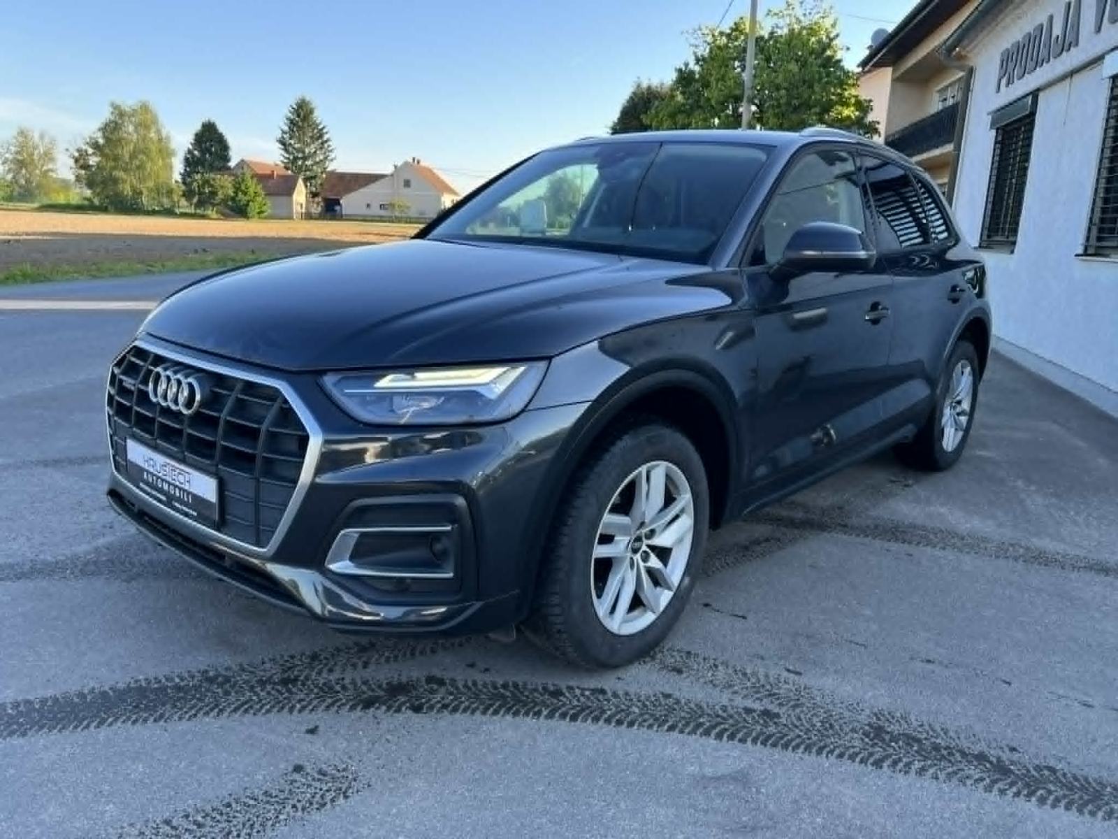 Audi Q5 40 TDI quattro, fotografija 2