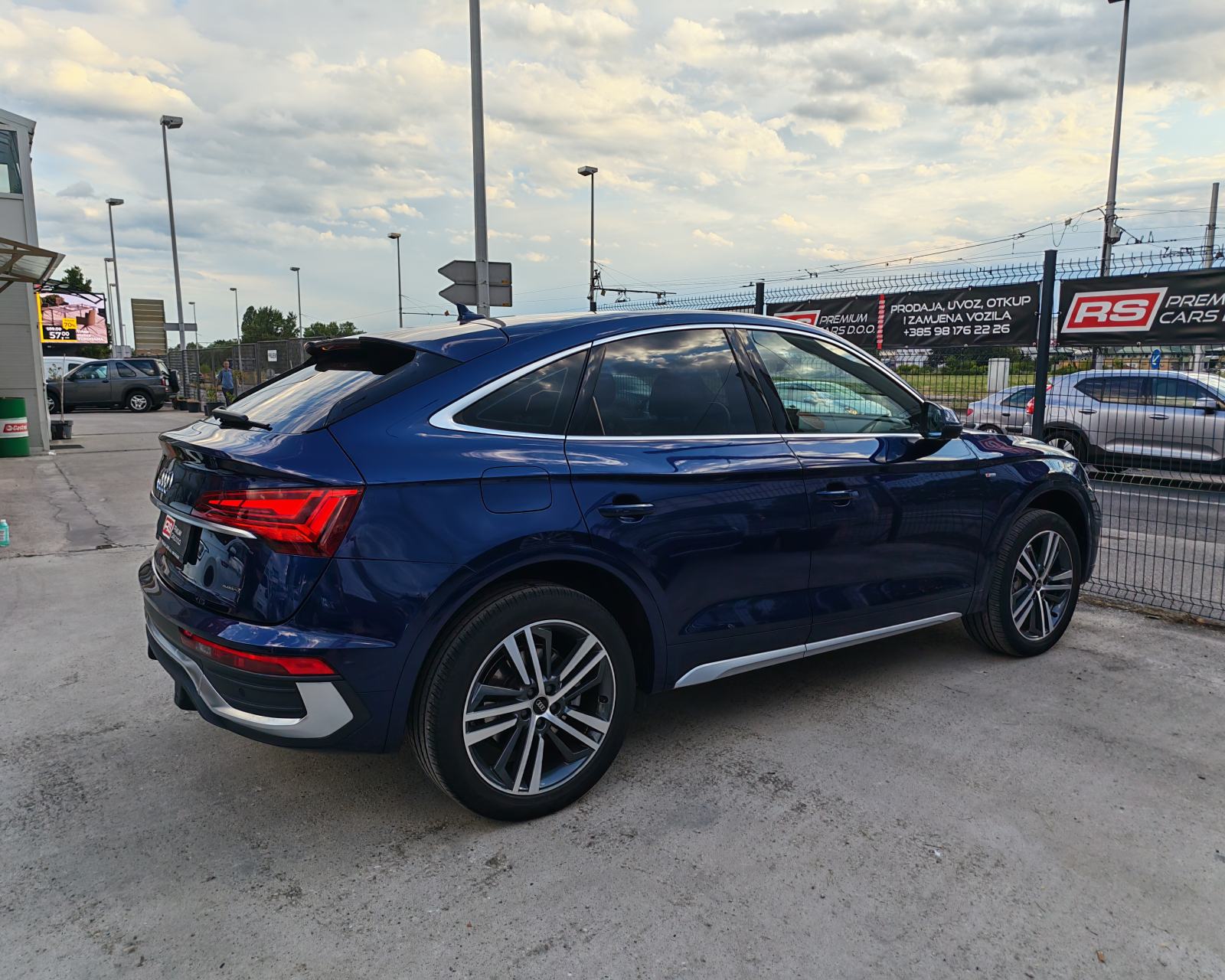 AUDI Q5SB 40TDI, 31TKM, 3xS-LINE, VIRTUAL, PDC, ALU 20, JAMSTVO 12/24M, fotografija 17