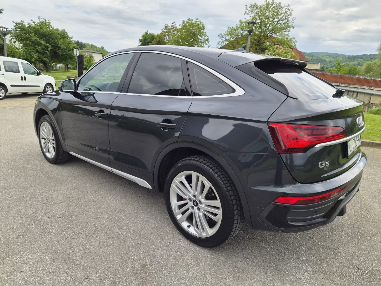 Audi Q5 40 TDI, SPORTBACK, QUATTRO, 2021., TOP STANJE, SERVISNA, REG., fotografija 4