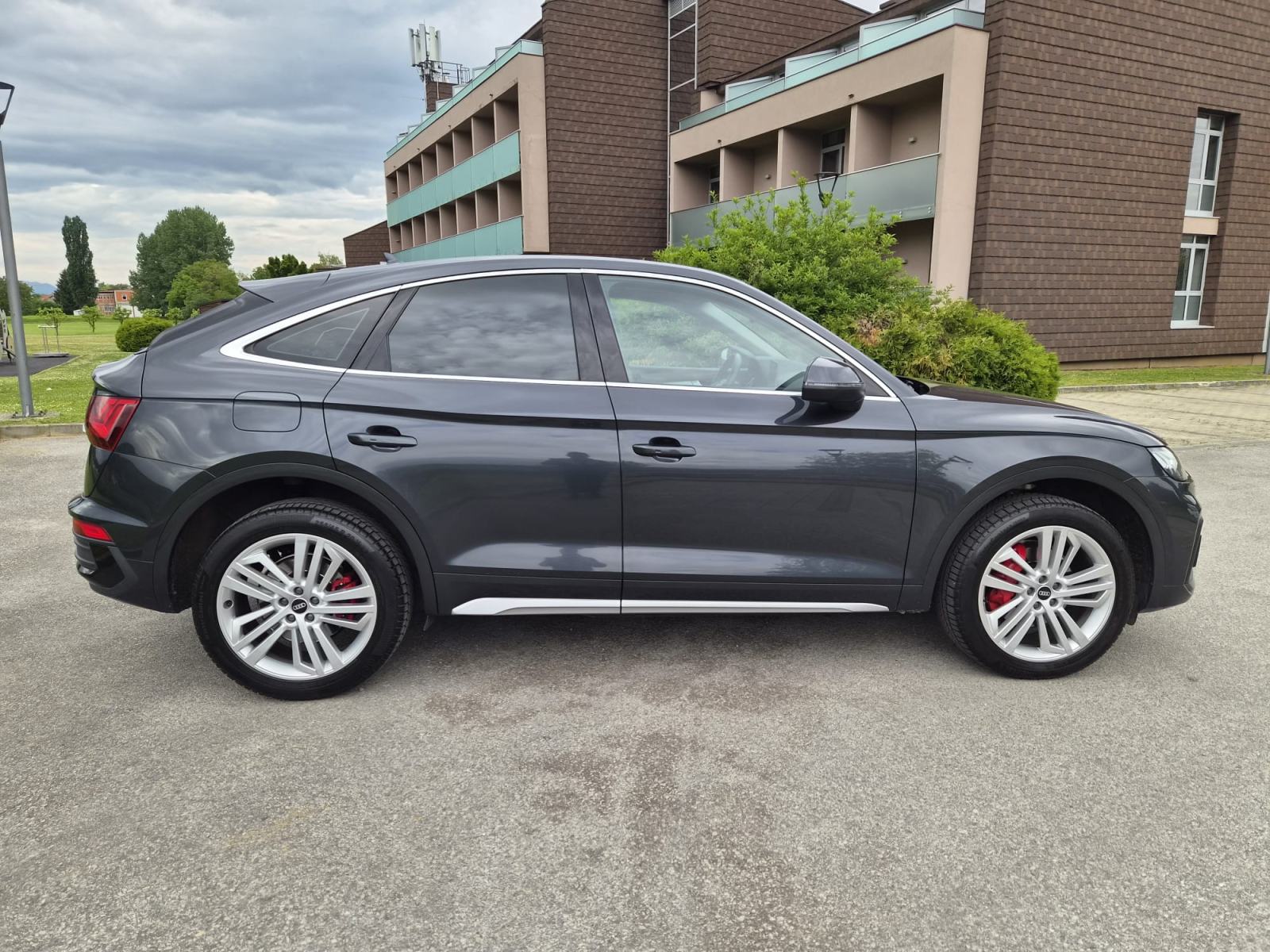 Audi Q5 40 TDI, SPORTBACK, QUATTRO, 2021., TOP STANJE, SERVISNA, REG., fotografija 9