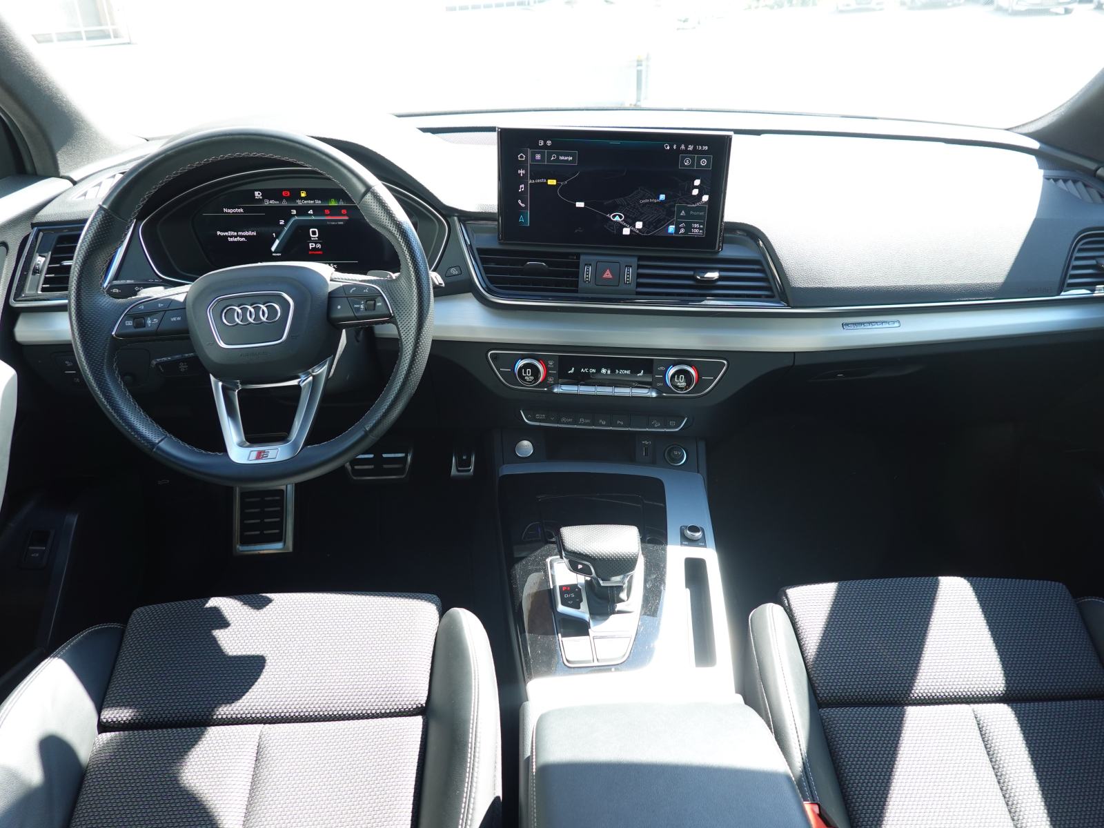 Audi Q5 40TDI S line Stronic Quattro+MATRIX+KEYLESS+KLJUKA, fotografija 9