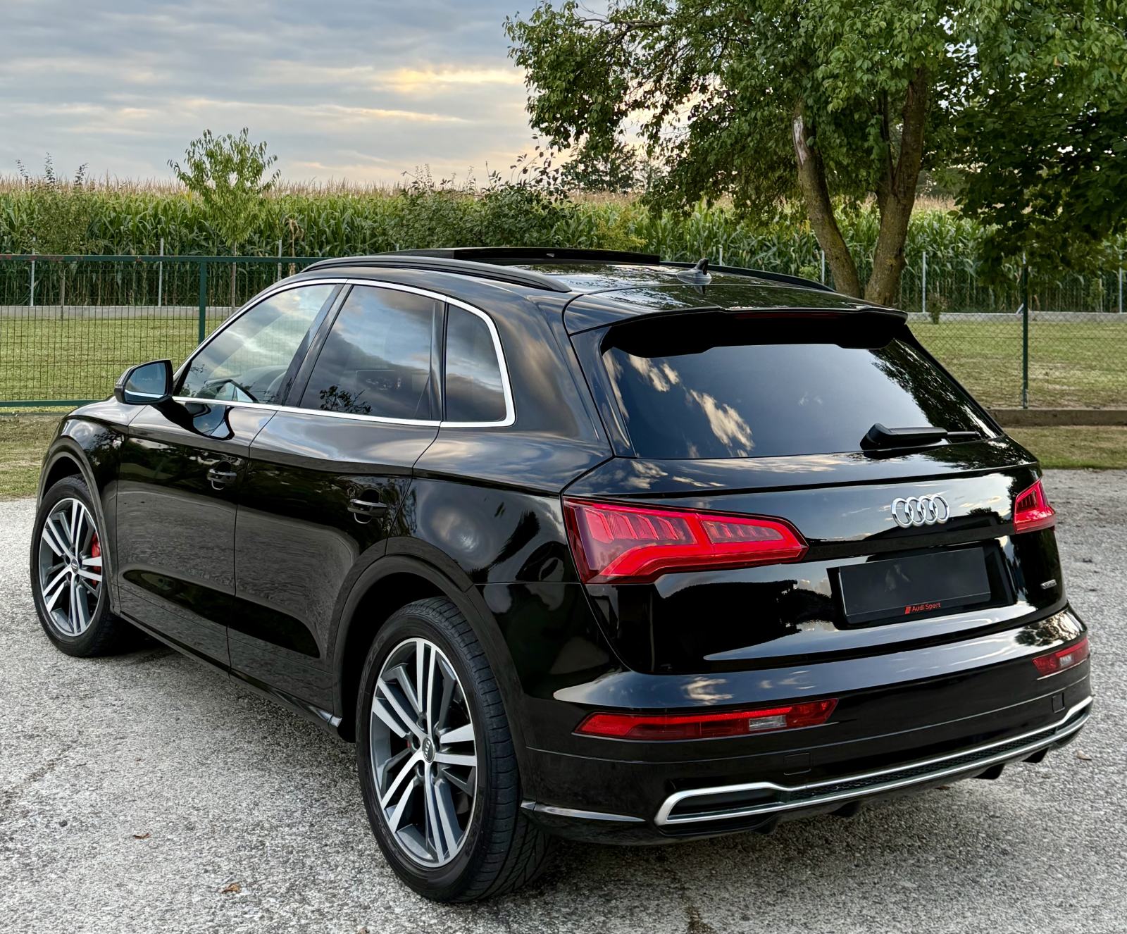 Audi Q5 40TDI QUATTRO ~3x S LINE, PANO,VIRTUAL, MATRIX, B&O, ALU 20., fotografija 5