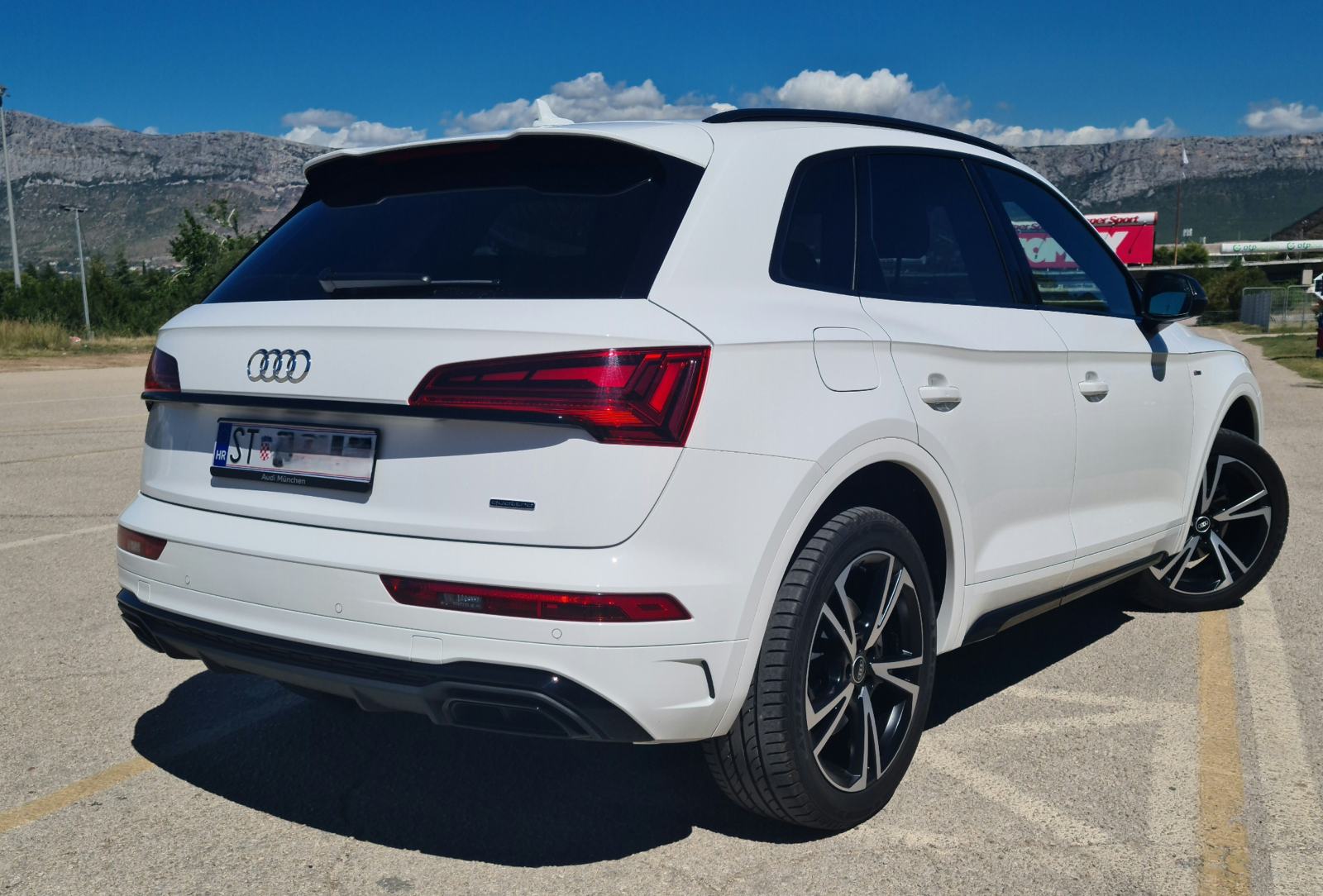 Audi Q5 40TDI Quattro S-Line | STRONIC | B&O | MATRIX | VIRTUAL | NAVI, fotografija 4