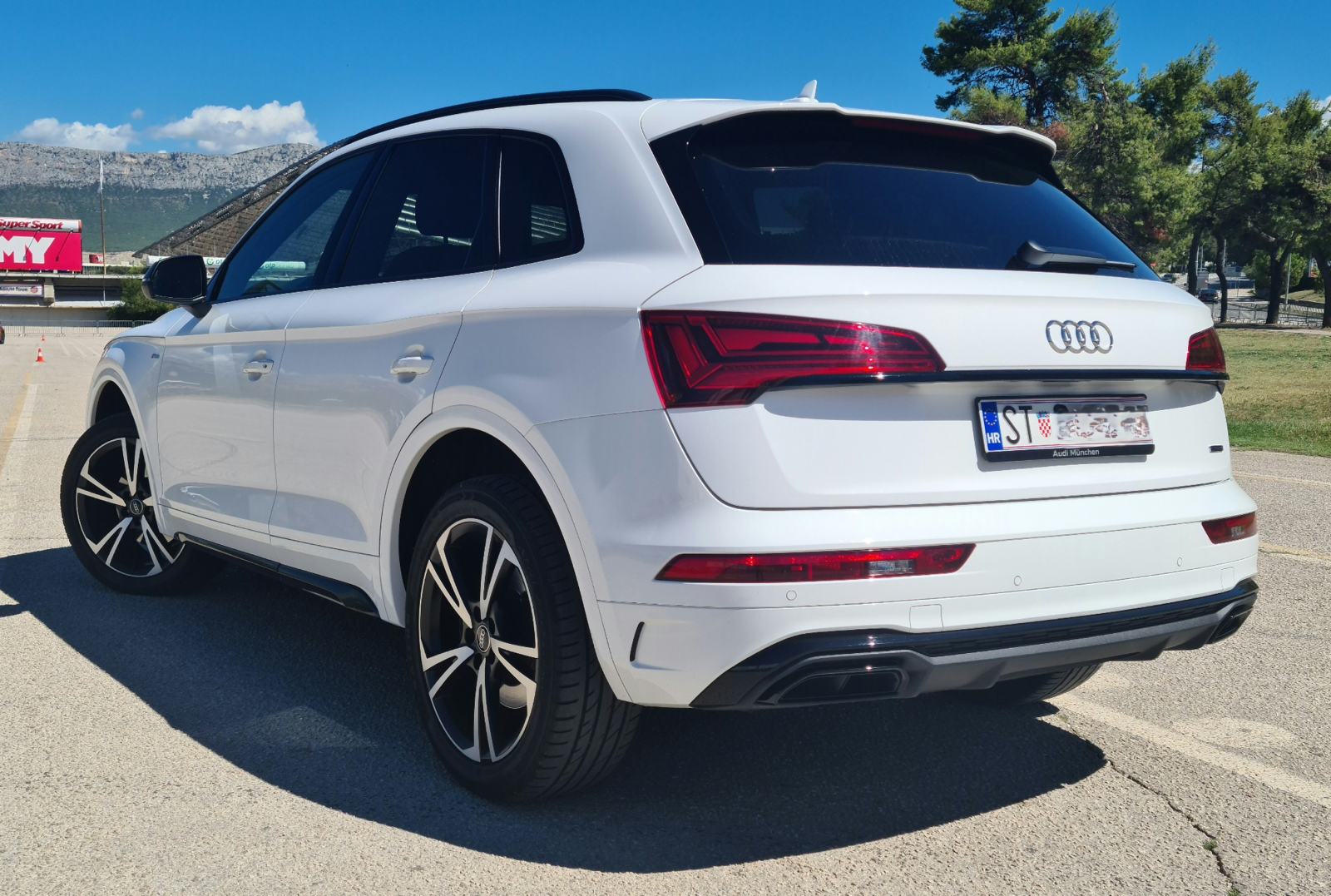 Audi Q5 40TDI Quattro S-Line | STRONIC | B&O | MATRIX | VIRTUAL | NAVI, fotografija 3