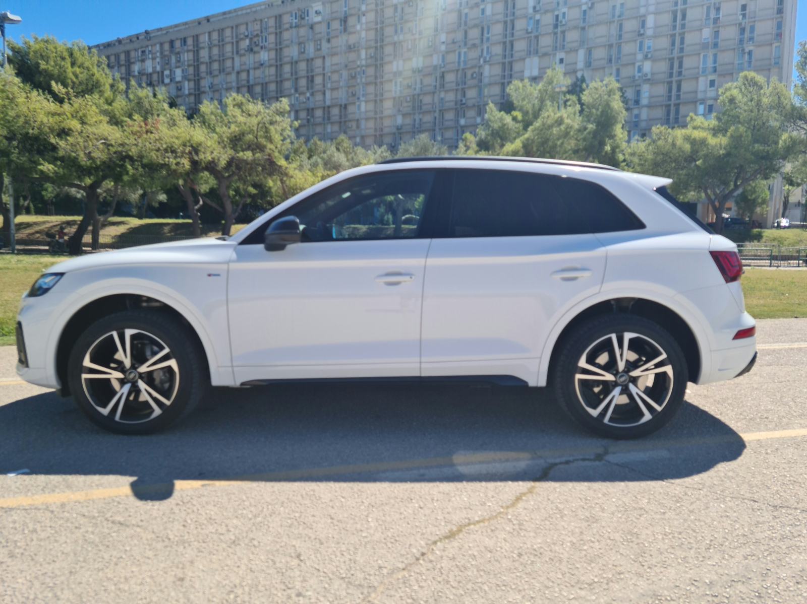 Audi Q5 40TDI Quattro S-Line | STRONIC | B&O | MATRIX | VIRTUAL | NAVI, fotografija 6