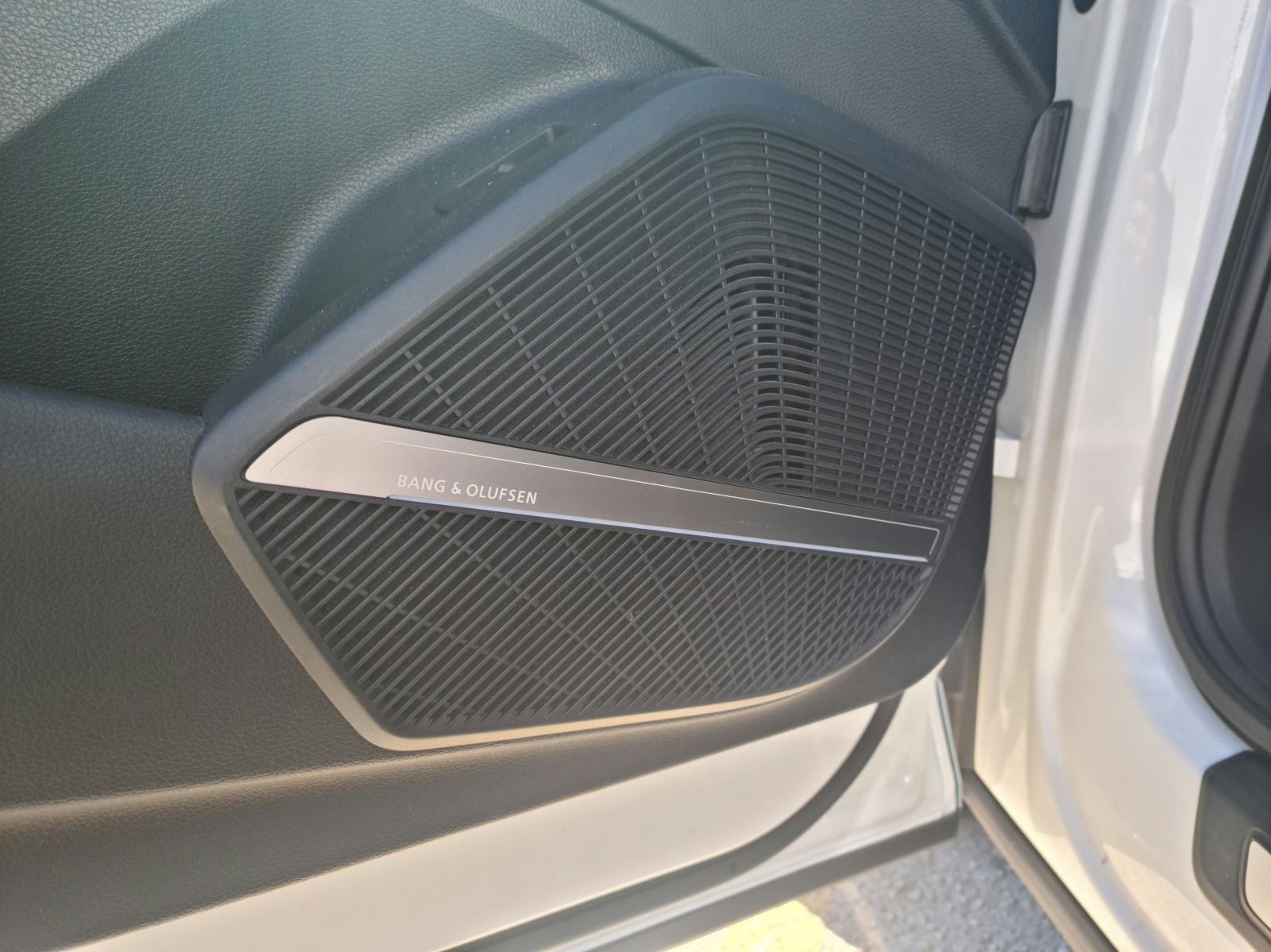 Audi Q5 40TDI Quattro S-Line | STRONIC | B&O | MATRIX | VIRTUAL | NAVI, fotografija 12
