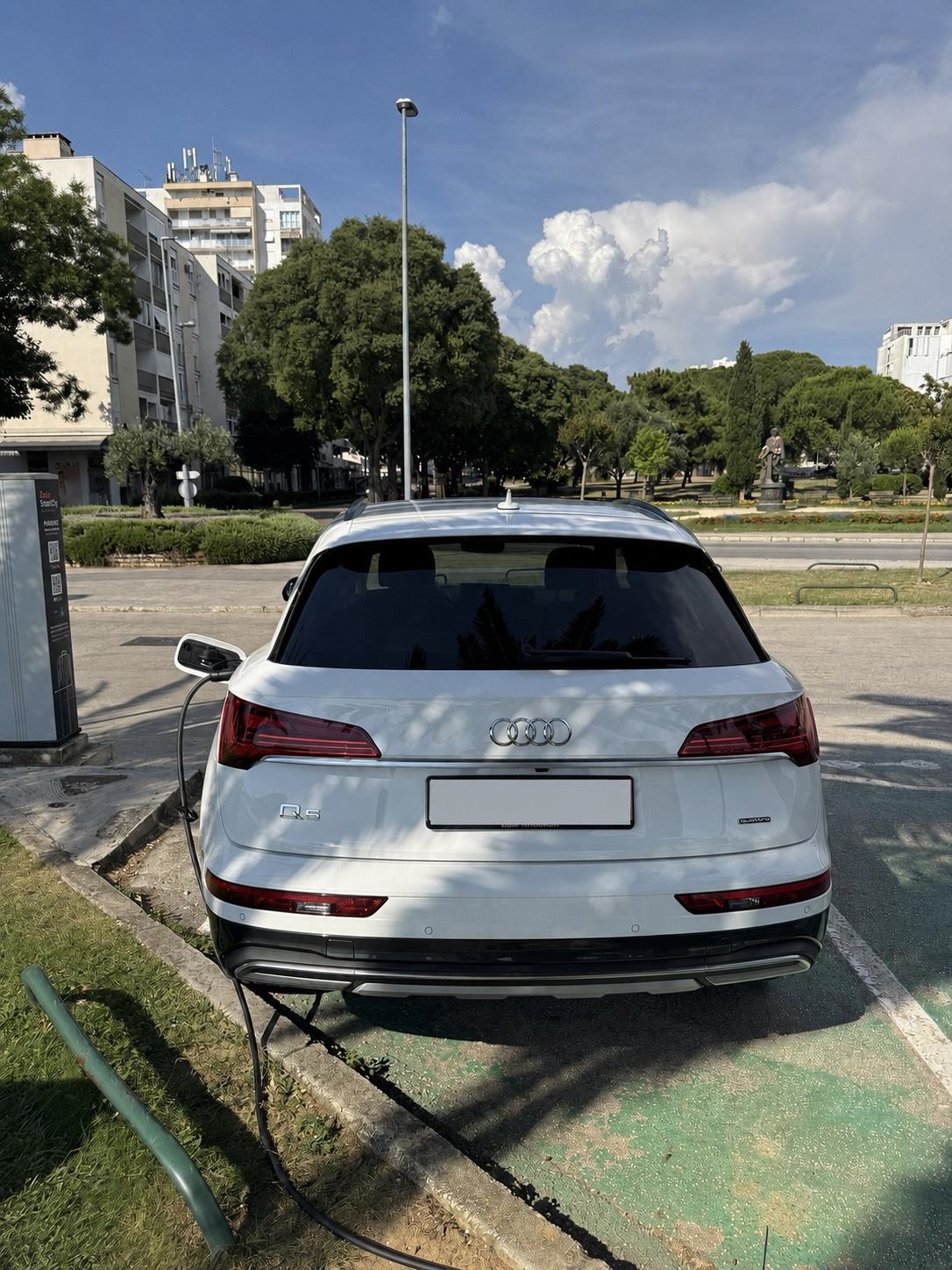 Audi Q5 50 TFSI quattro PHEV Advanced Jamstvo, fotografija 3