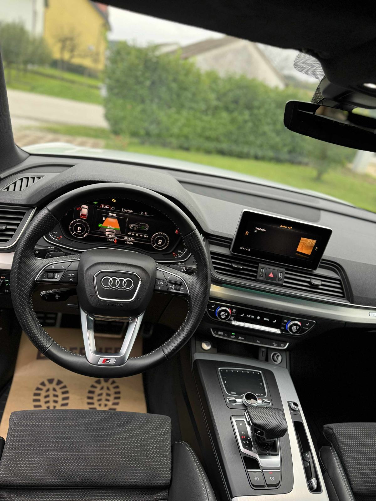 Audi Q5 50 TFSI E *300KS*, fotografija 2