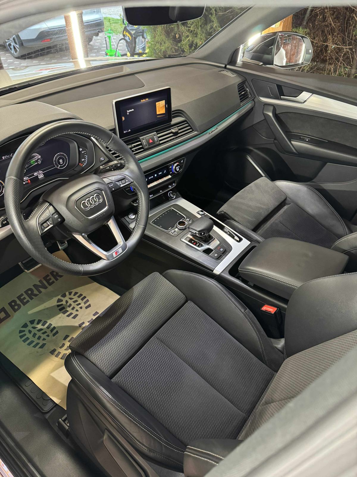Audi Q5 50 TFSI E *300KS*, fotografija 7