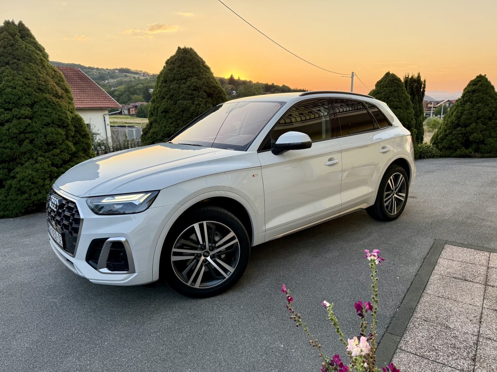 Audi Q5 50 TFSI-e, Quattro ,S-Line, 299 KS,Head-up,TOP STANJE,Servisna, fotografija 1
