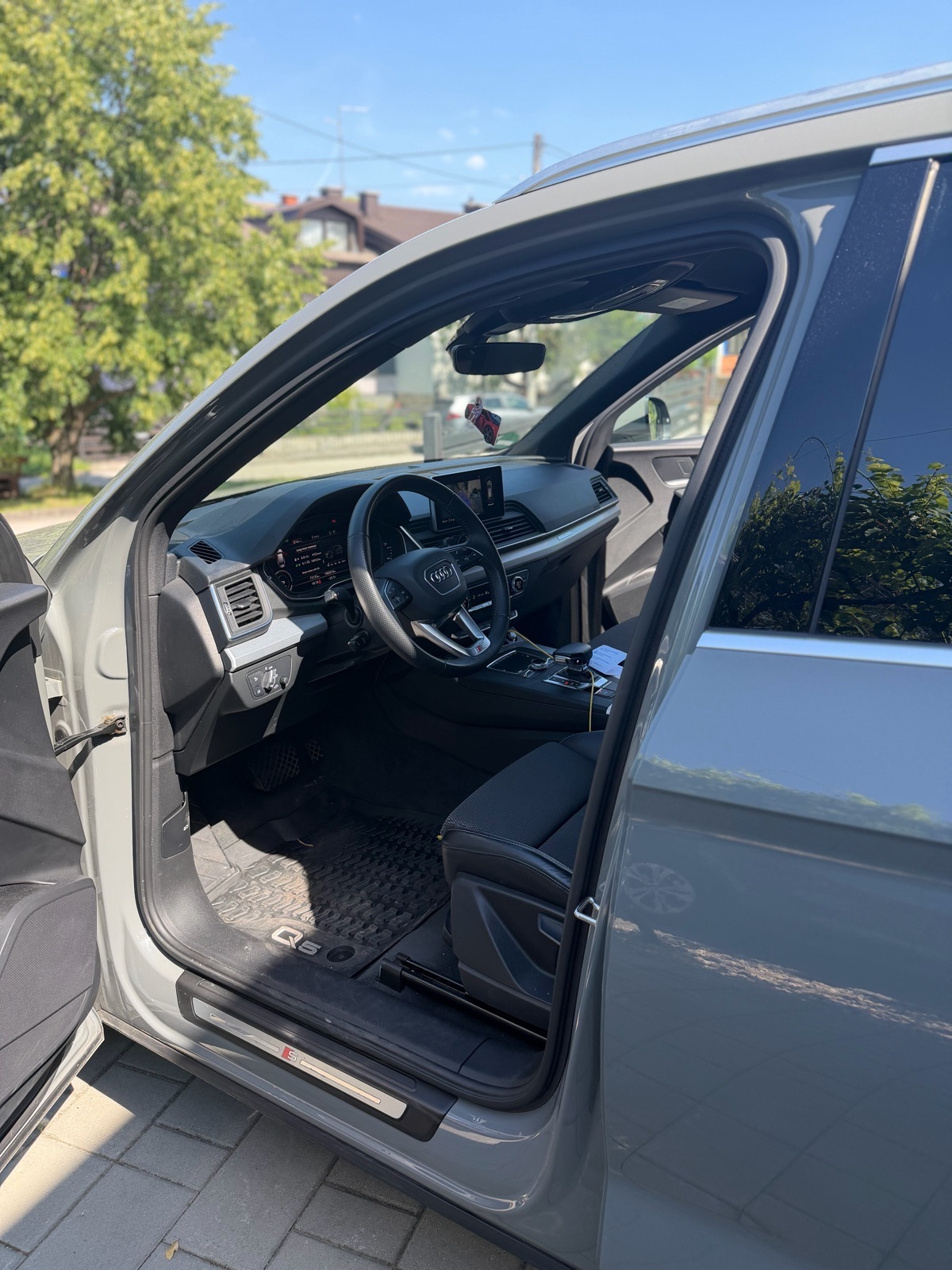 Audi Q5 50 TFSIe, fotografija 10