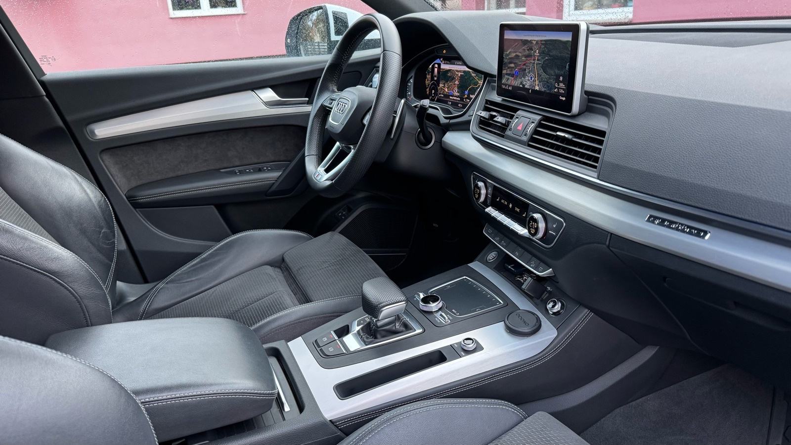 Audi Q5 55 TFSIe Quattro S-line, fotografija 8
