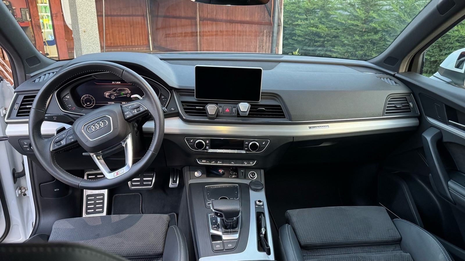 Audi Q5 55 TFSIe Quattro S-line, fotografija 17