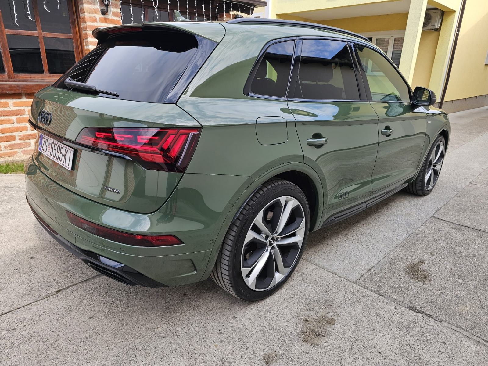 Audi Q5 S line Edition One Black | 70tkm | OLED | PPF | REG 1g, fotografija 3