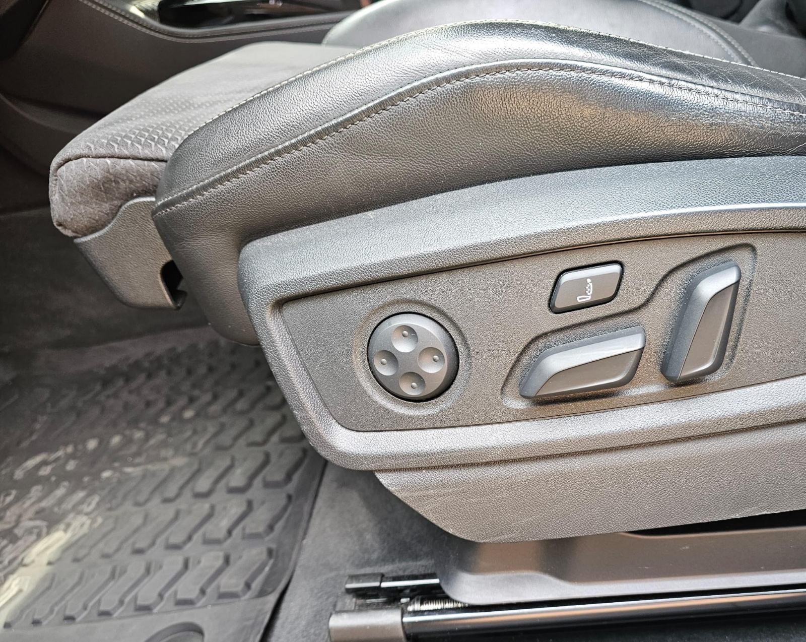 Audi Q5 S line Edition One Black | 70tkm | OLED | PPF | REG 1g, fotografija 8