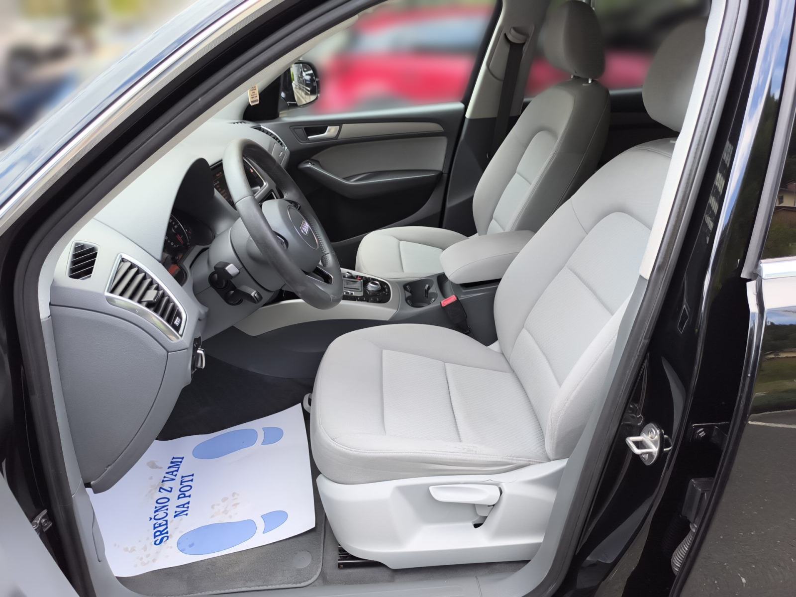 Audi Q5 quattro 2.0 TDI Business Plus- SAMO 175 TKM, fotografija 9