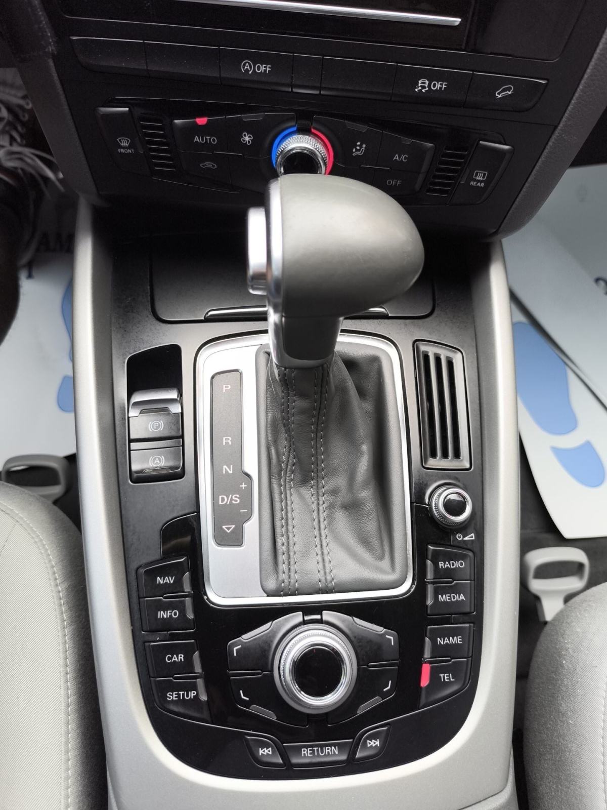 Audi Q5 quattro 2.0 TDI Business Plus- SAMO 175 TKM, fotografija 16