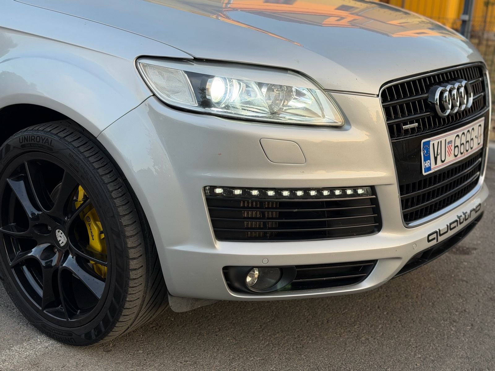 AUDI Q7 3,0 TDI S-LINE QUATTRO ODLICNO STANJE, fotografija 10