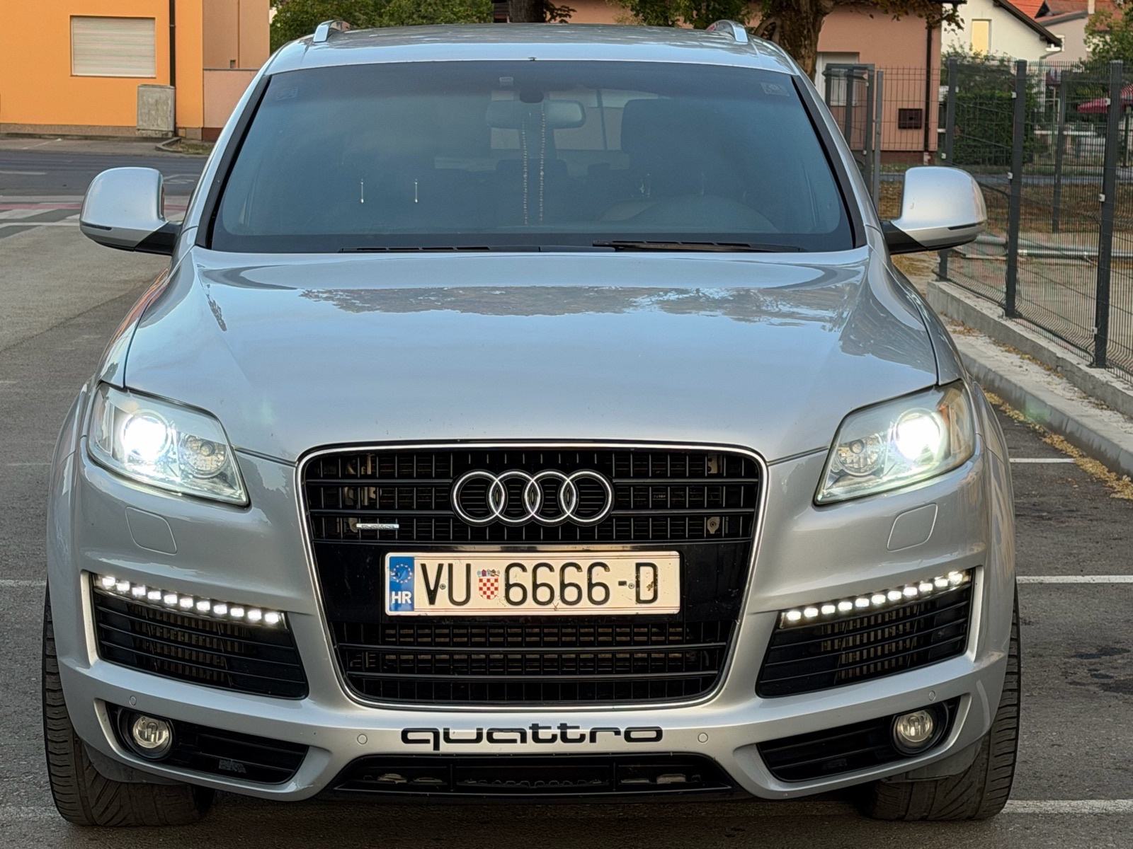 AUDI Q7 3,0 TDI S-LINE QUATTRO ODLICNO STANJE, fotografija 7