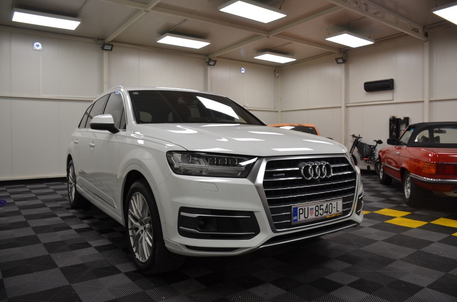 Audi Q7 3,0 TDI, fotografija 7