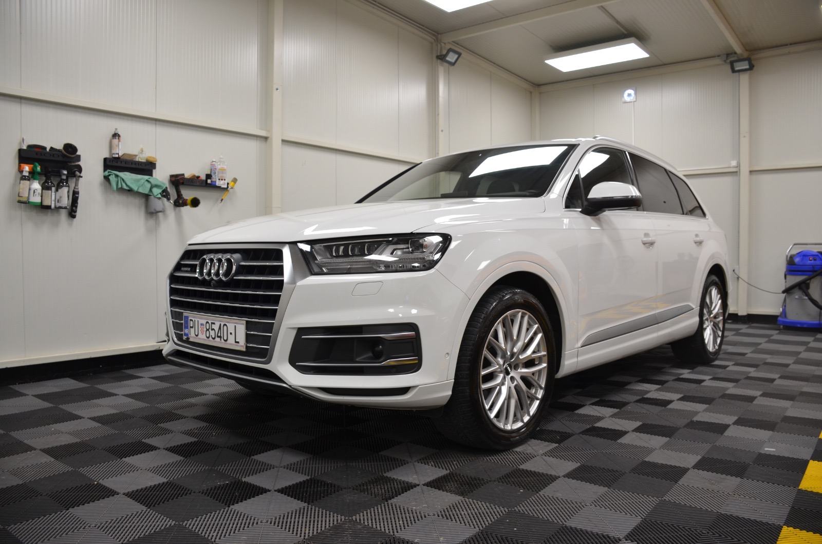 Audi Q7 3,0 TDI, fotografija 8