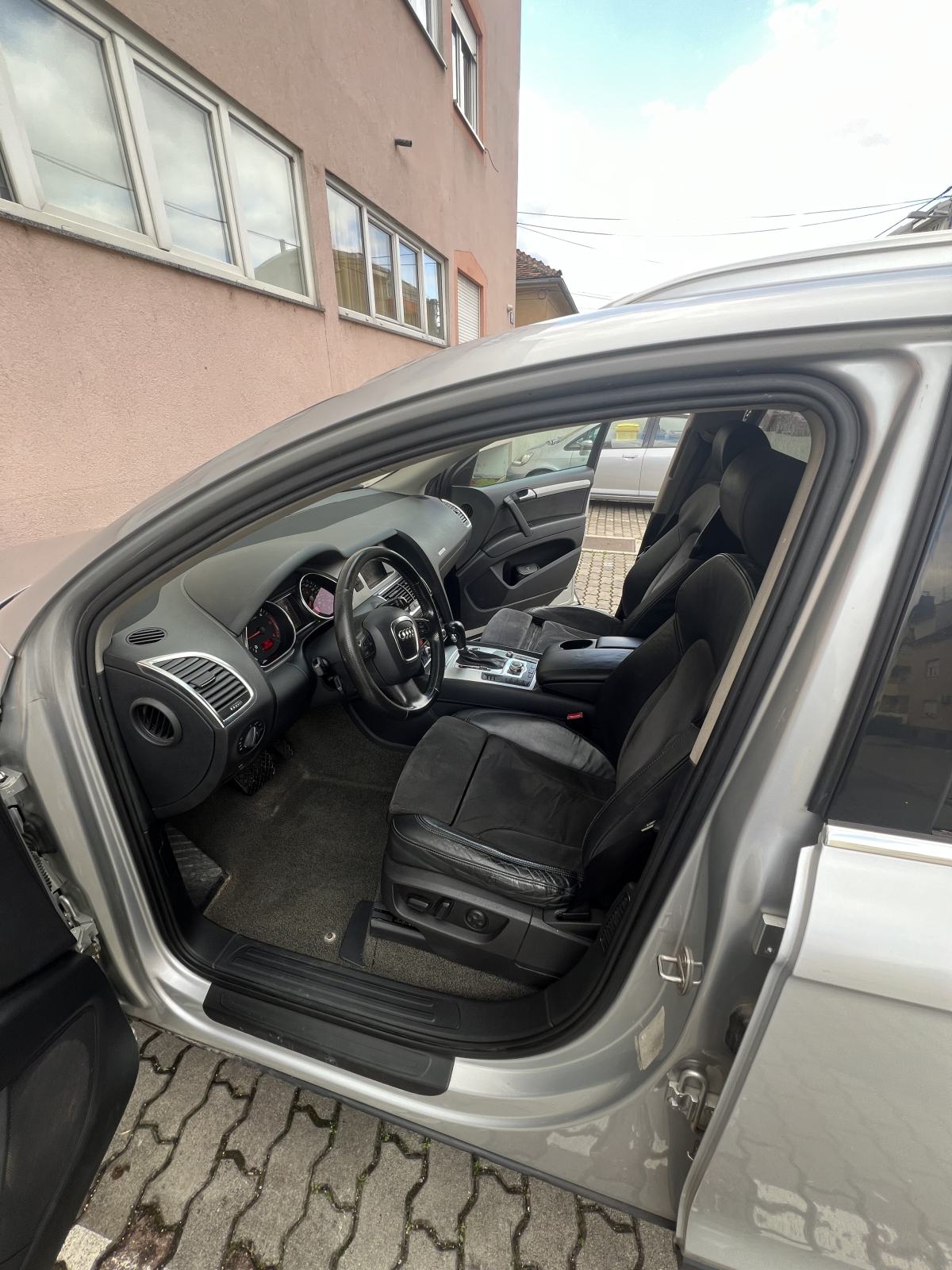 Audi Q7 3,0 V6 TDI automatik, fotografija 13