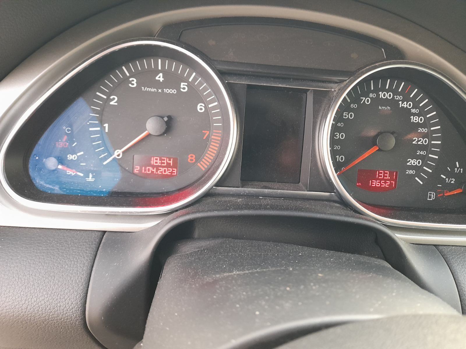 Audi Q7 4,2 144.000 KM ZAMJENA ZA DOSTAVNO ILI OLDTIMER, fotografija 7