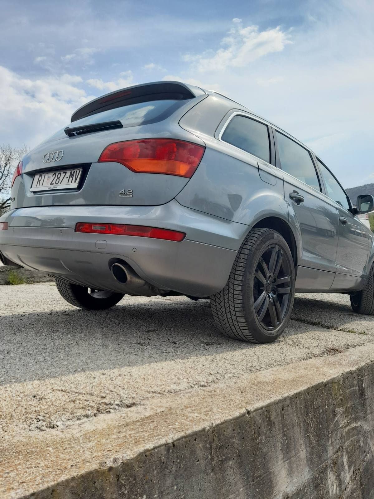 Audi Q7 4,2 144.000 KM ZAMJENA ZA DOSTAVNO ILI OLDTIMER, fotografija 3