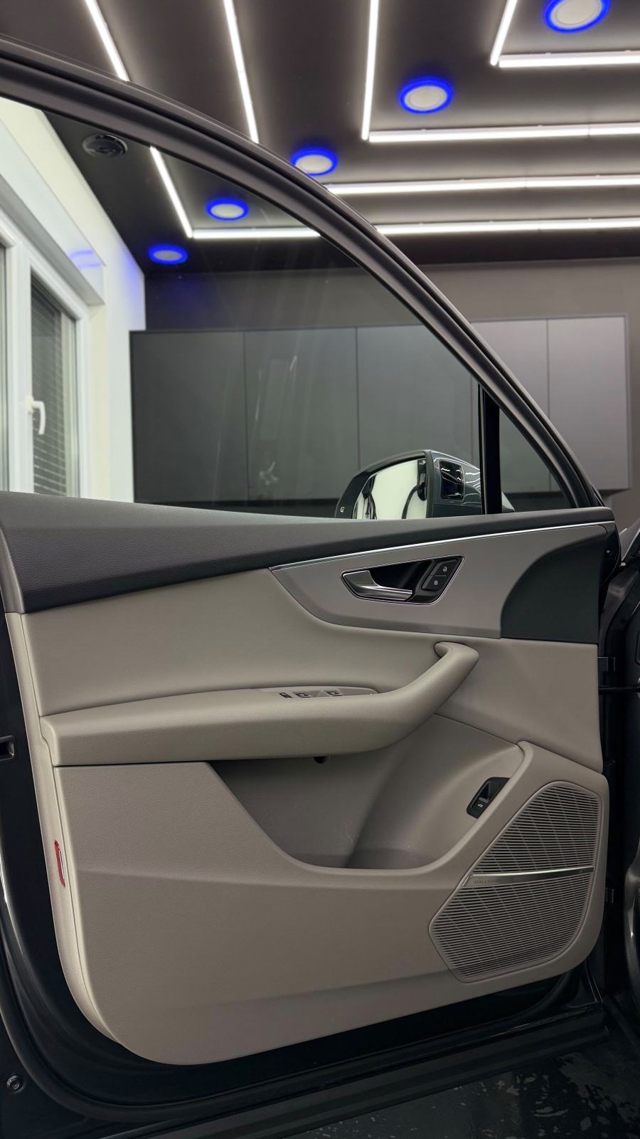 Audi Q7 45 TDI, fotografija 8