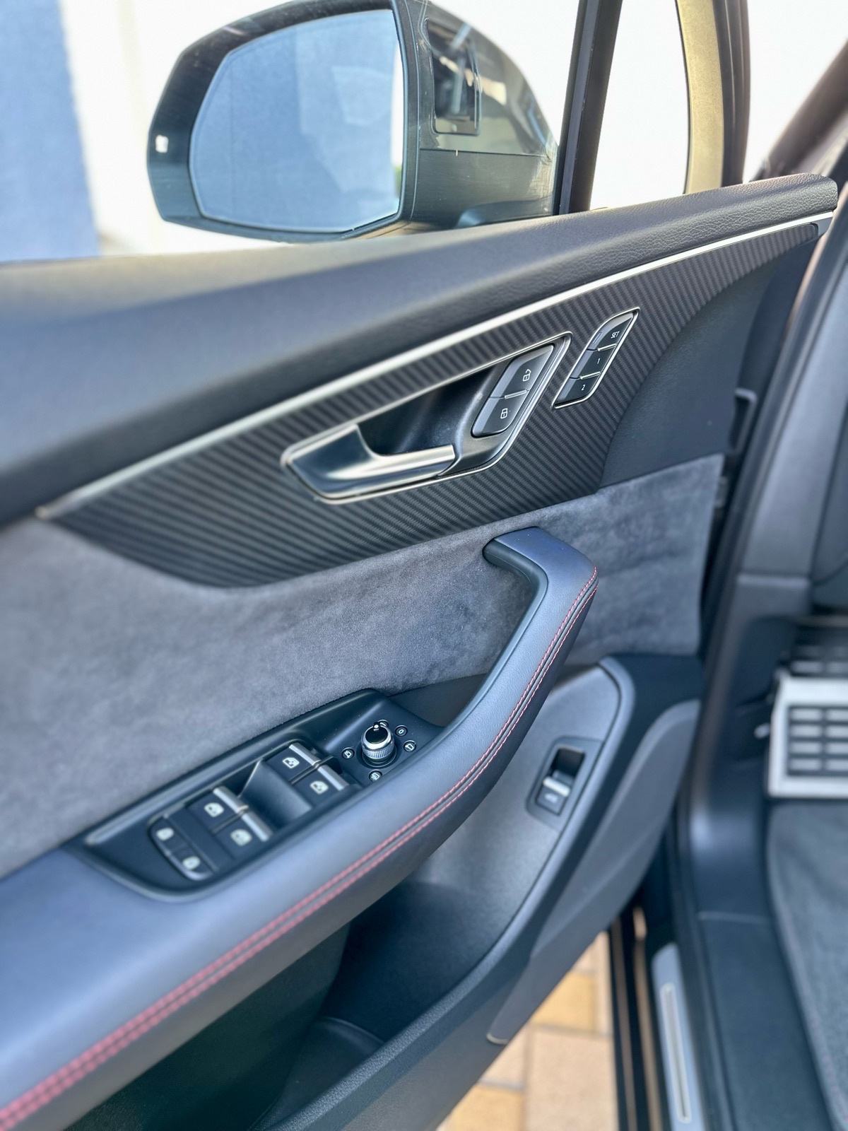 AUDI Q7 50 TDI quattro** S LINE** PANORAMA** MATRIX** HEAD-UP** 2025**, fotografija 13