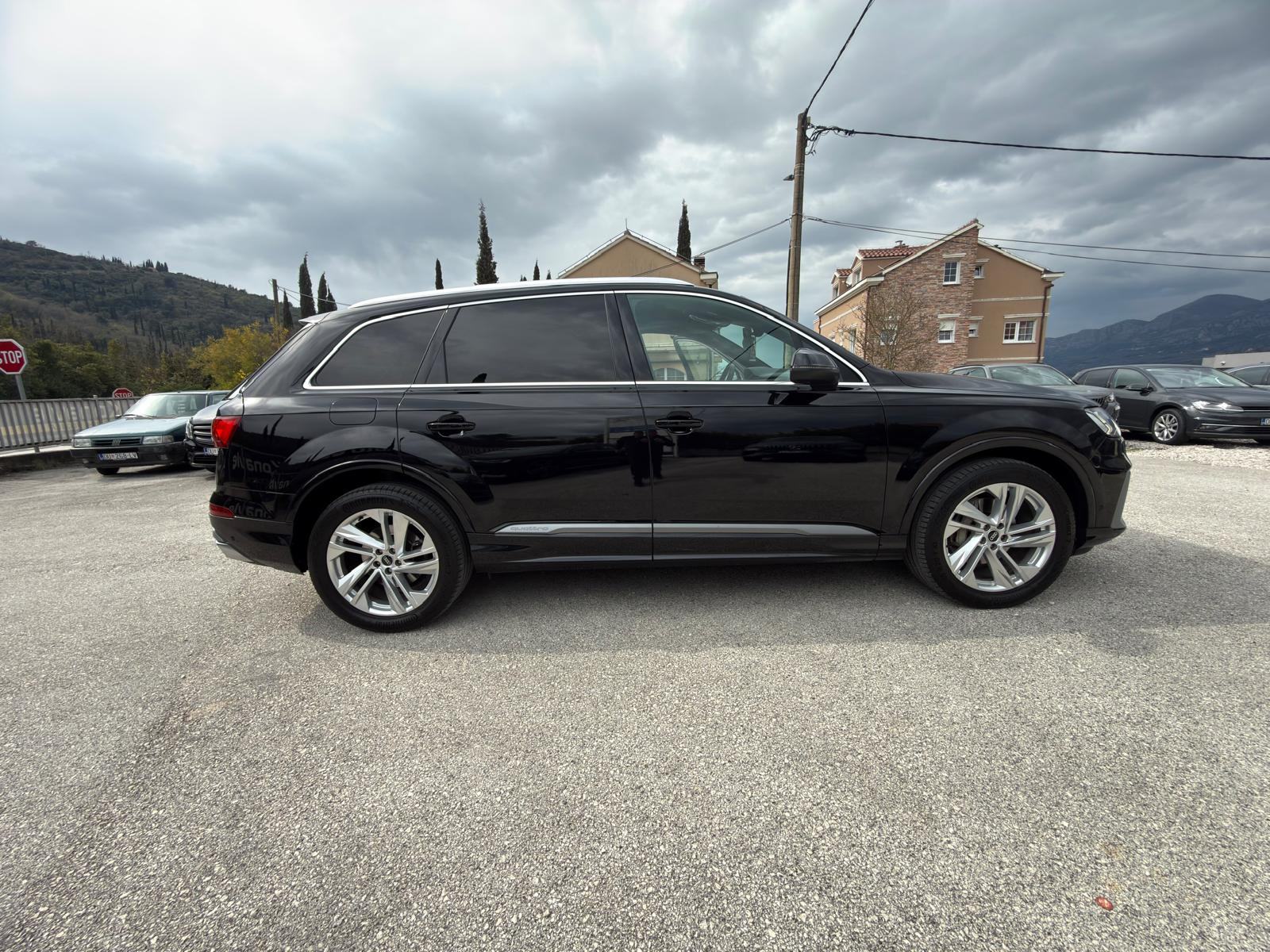 Audi Q7 50 TDI, fotografija 4