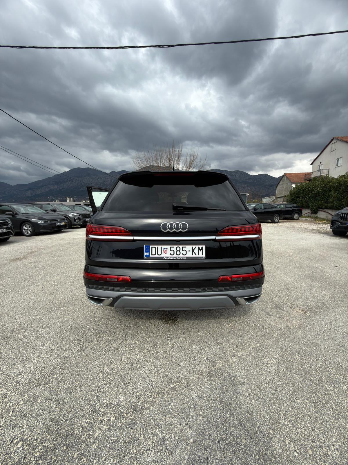 Audi Q7 50 TDI, fotografija 16