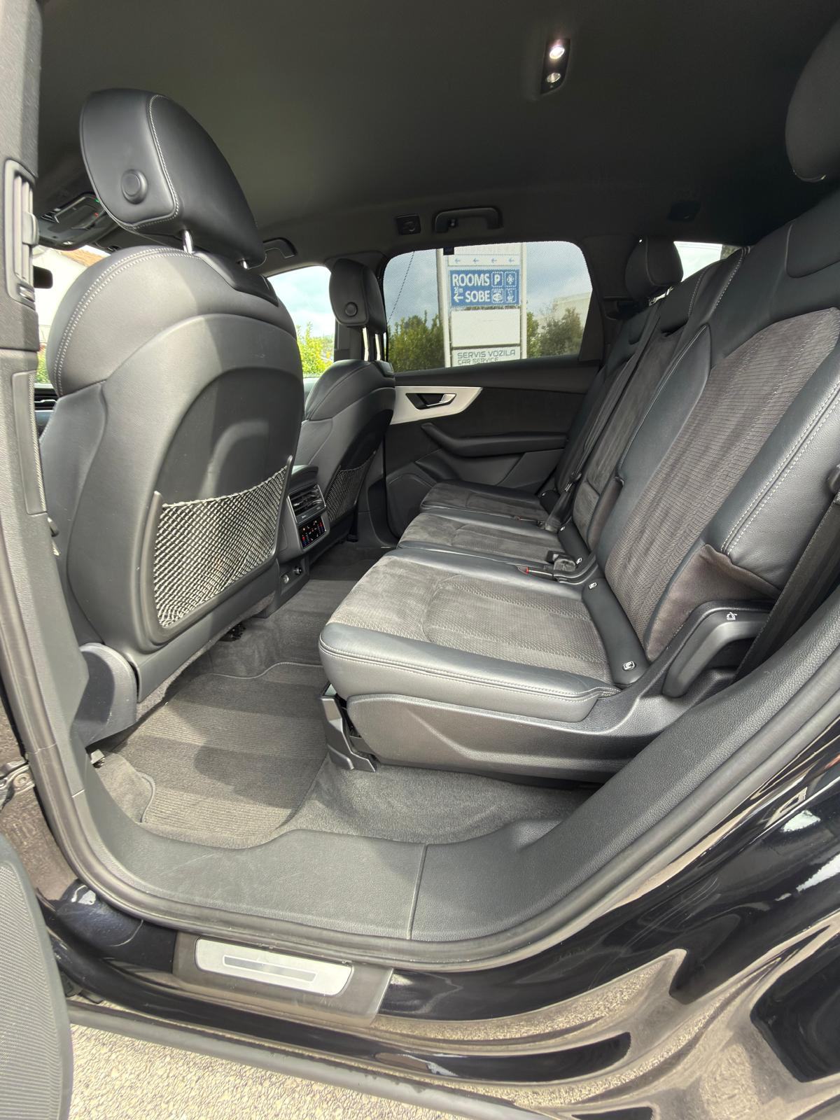 Audi Q7 50 TDI, fotografija 17